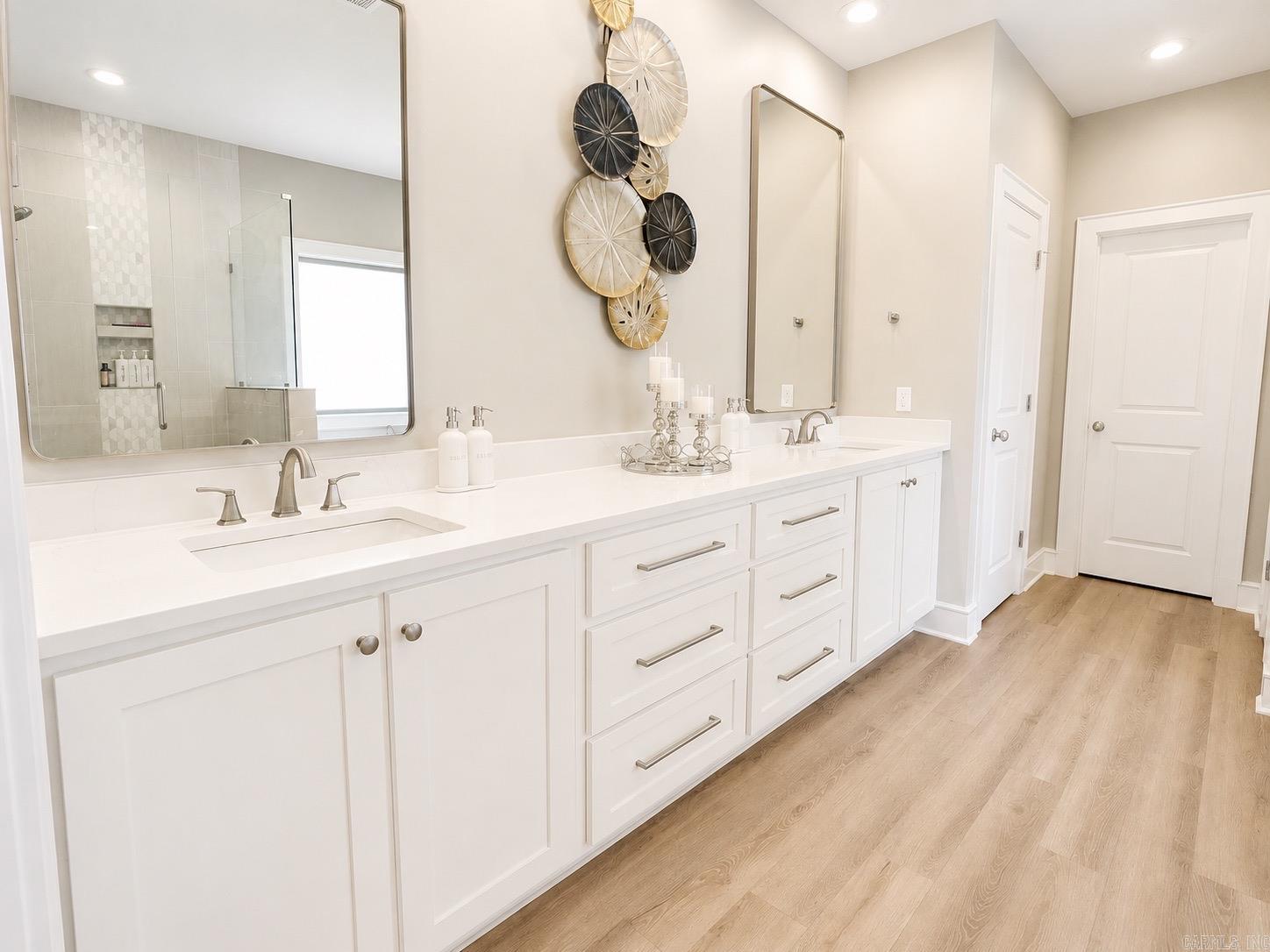 Lake Pointe Estates - Residential