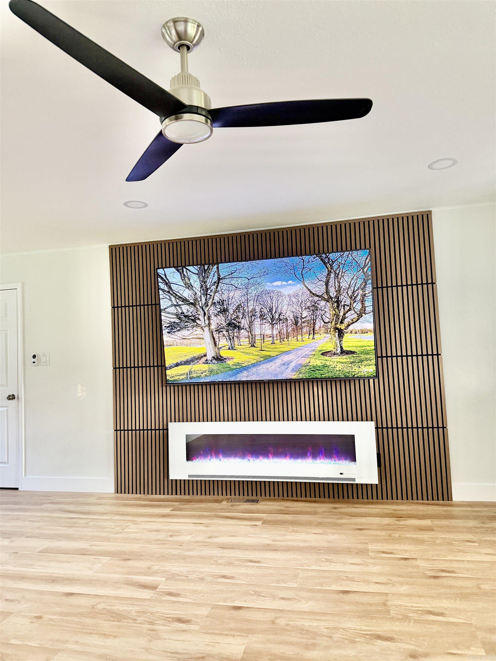 AYERS, HANK - Residential
