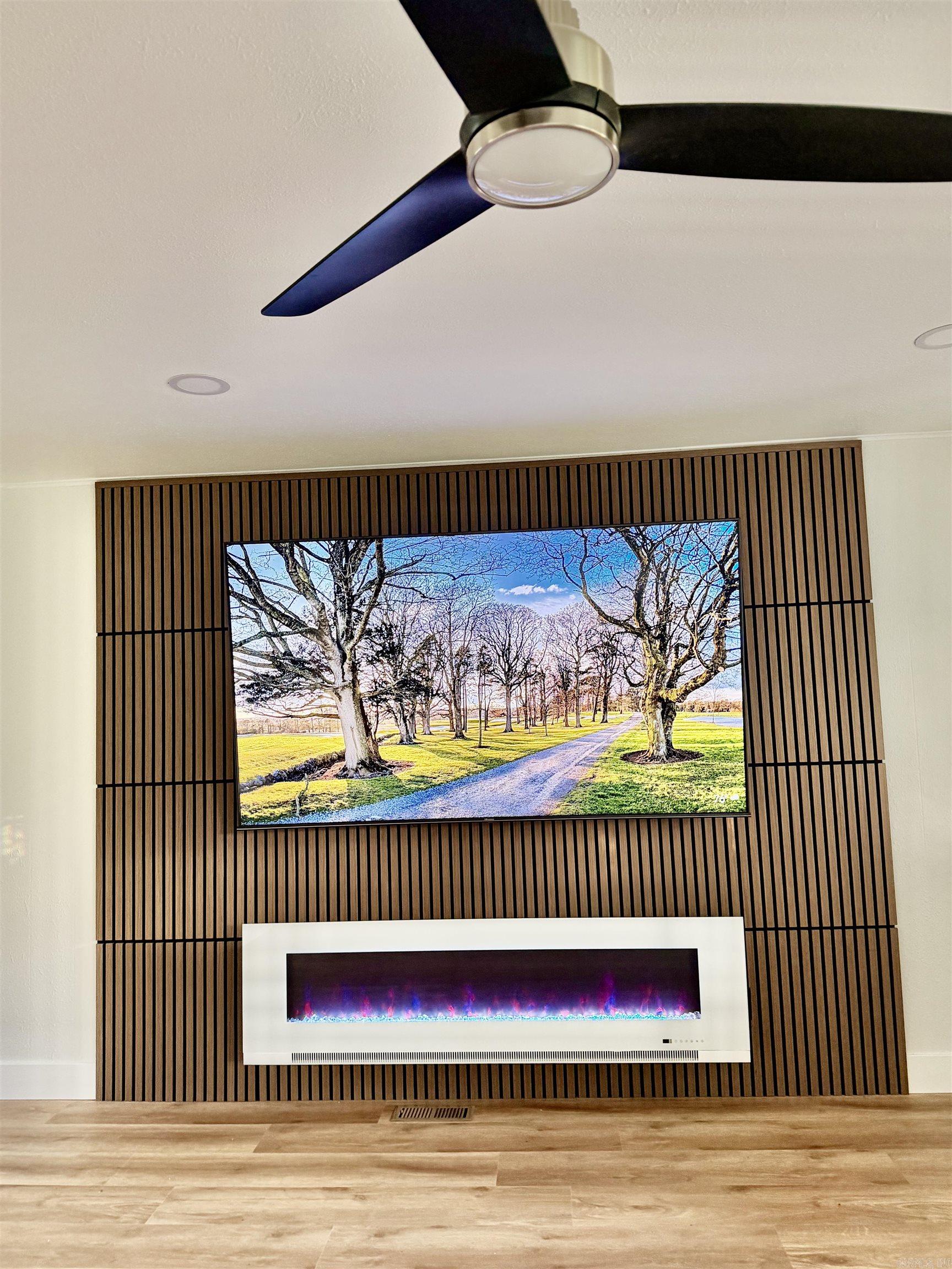 AYERS, HANK - Residential