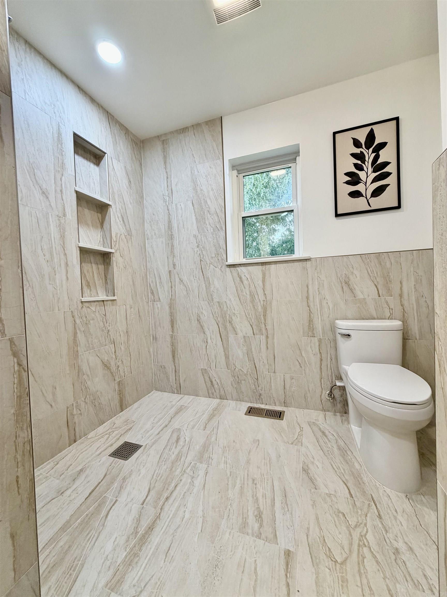 AYERS, HANK - Residential