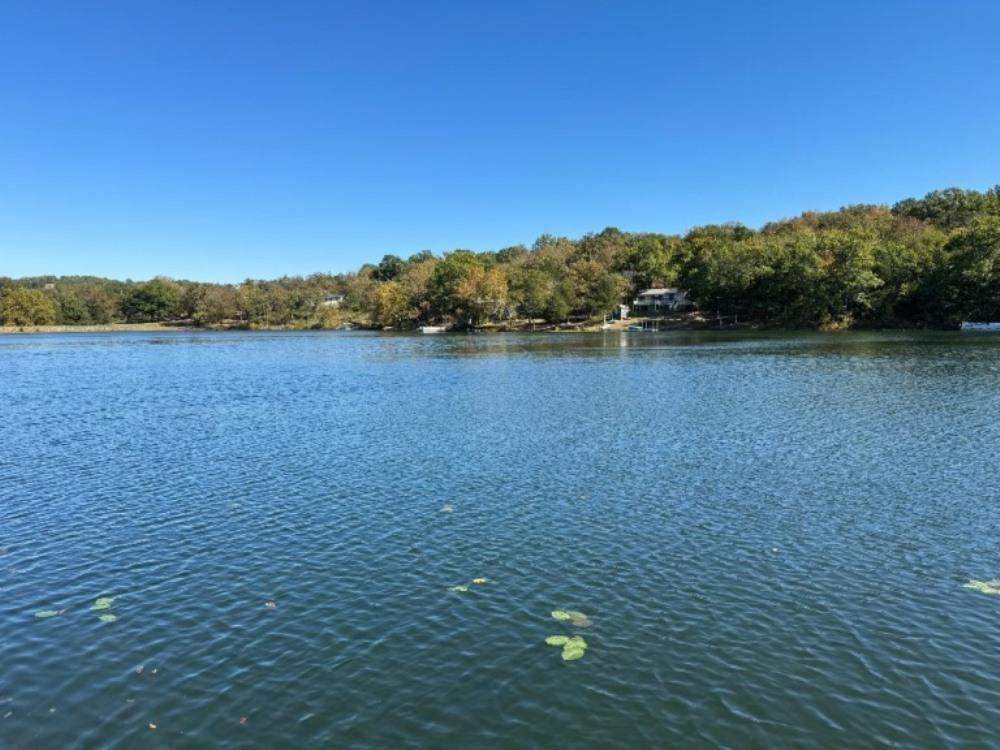 WEST LAKE - Residential