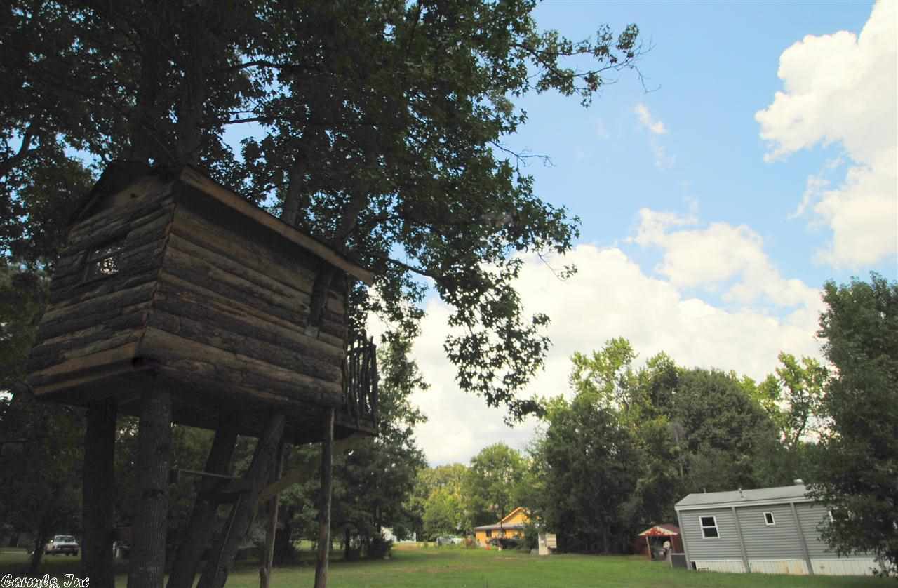 ORIGINAL TOWN-BRYANT - Residential