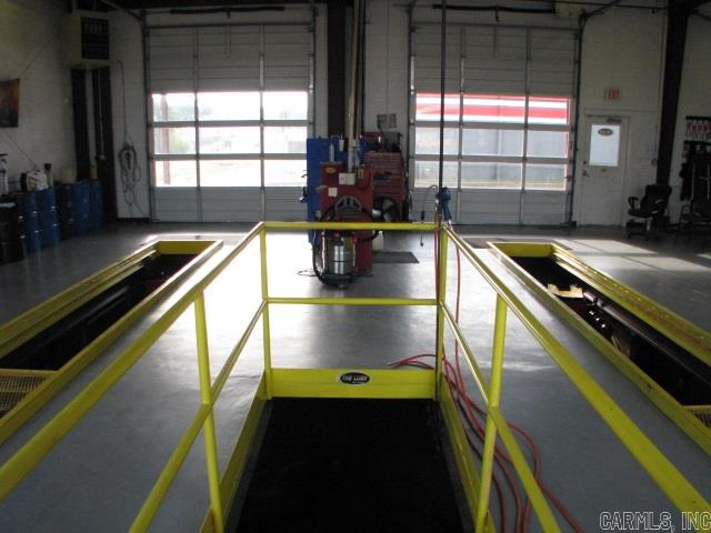 Cabot - Commercial Sale