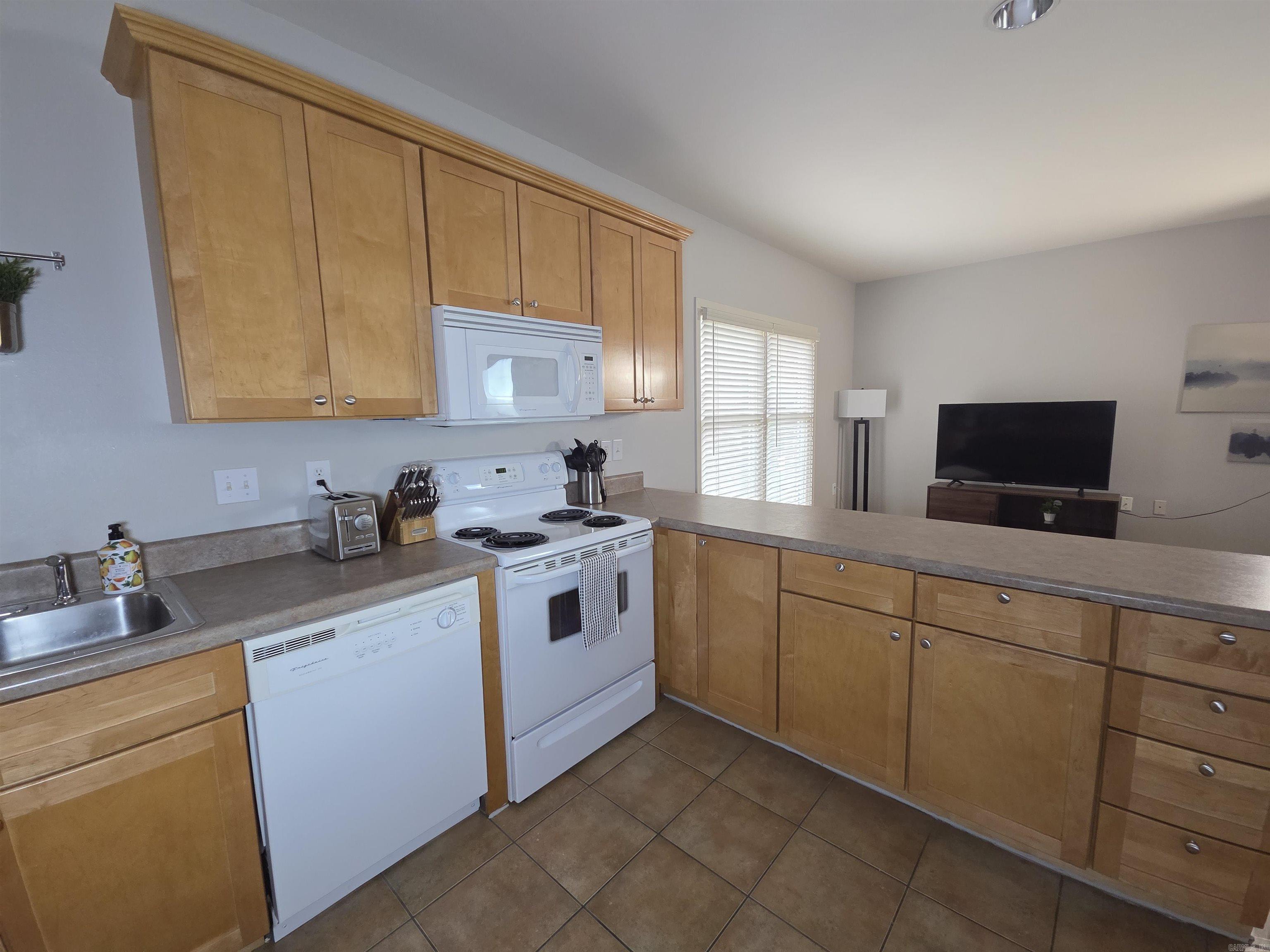 Rainwater Flats HPR - Residential Lease