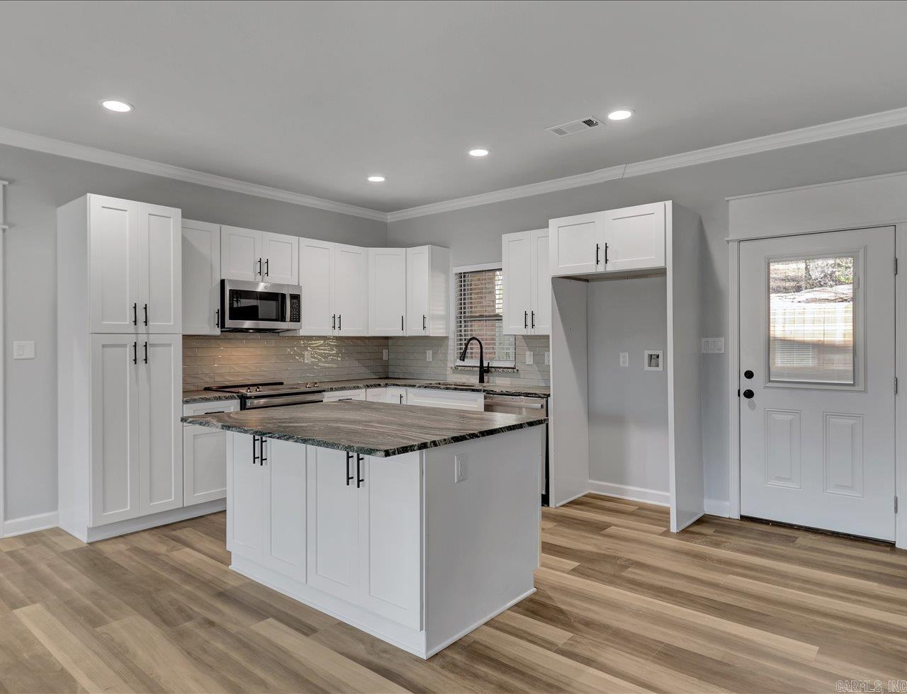 WAYMAKER WAY - Residential