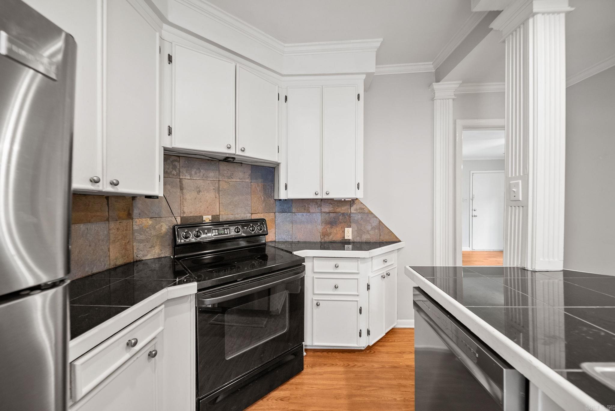 HILLCREST - Residential Lease
