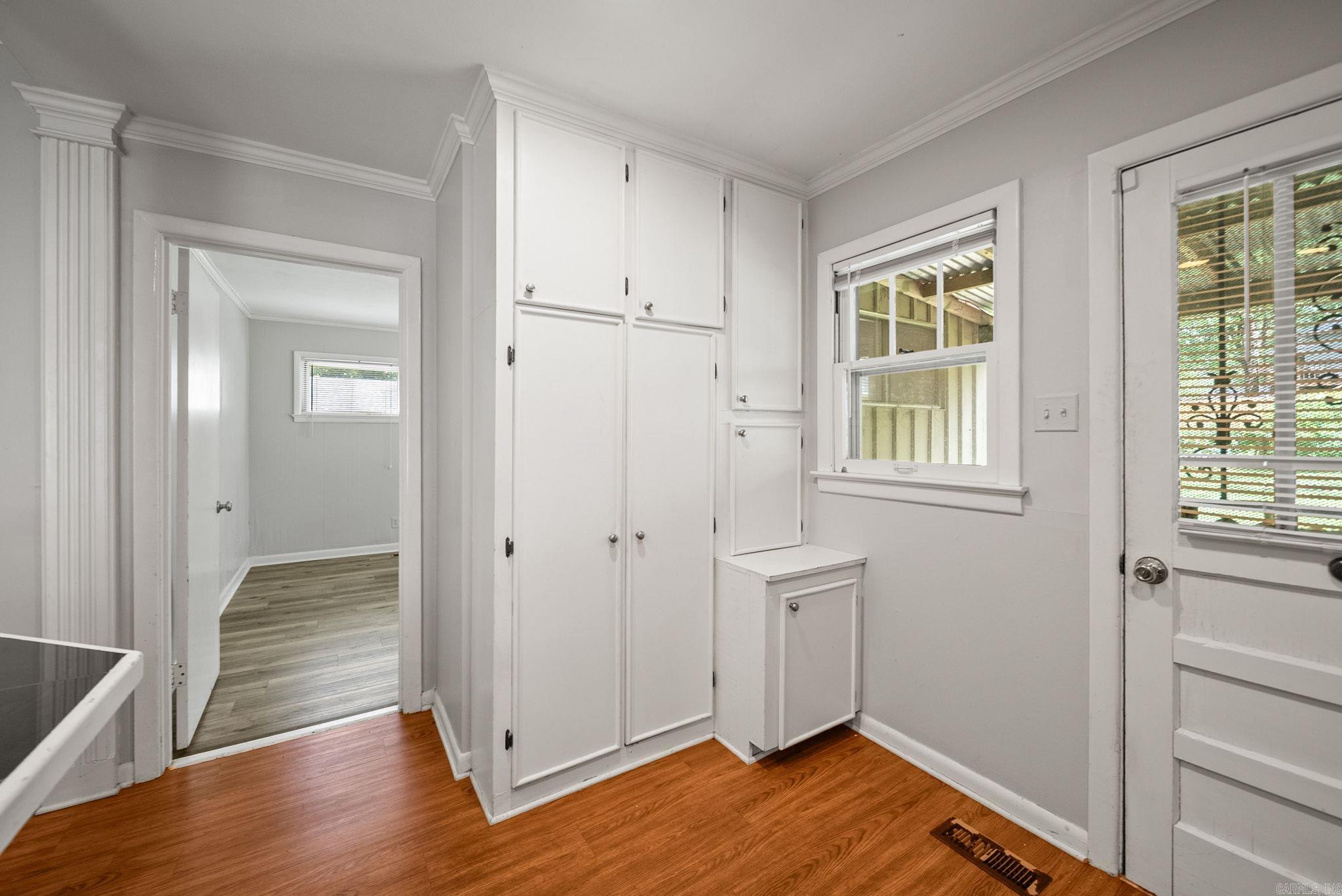HILLCREST - Residential Lease