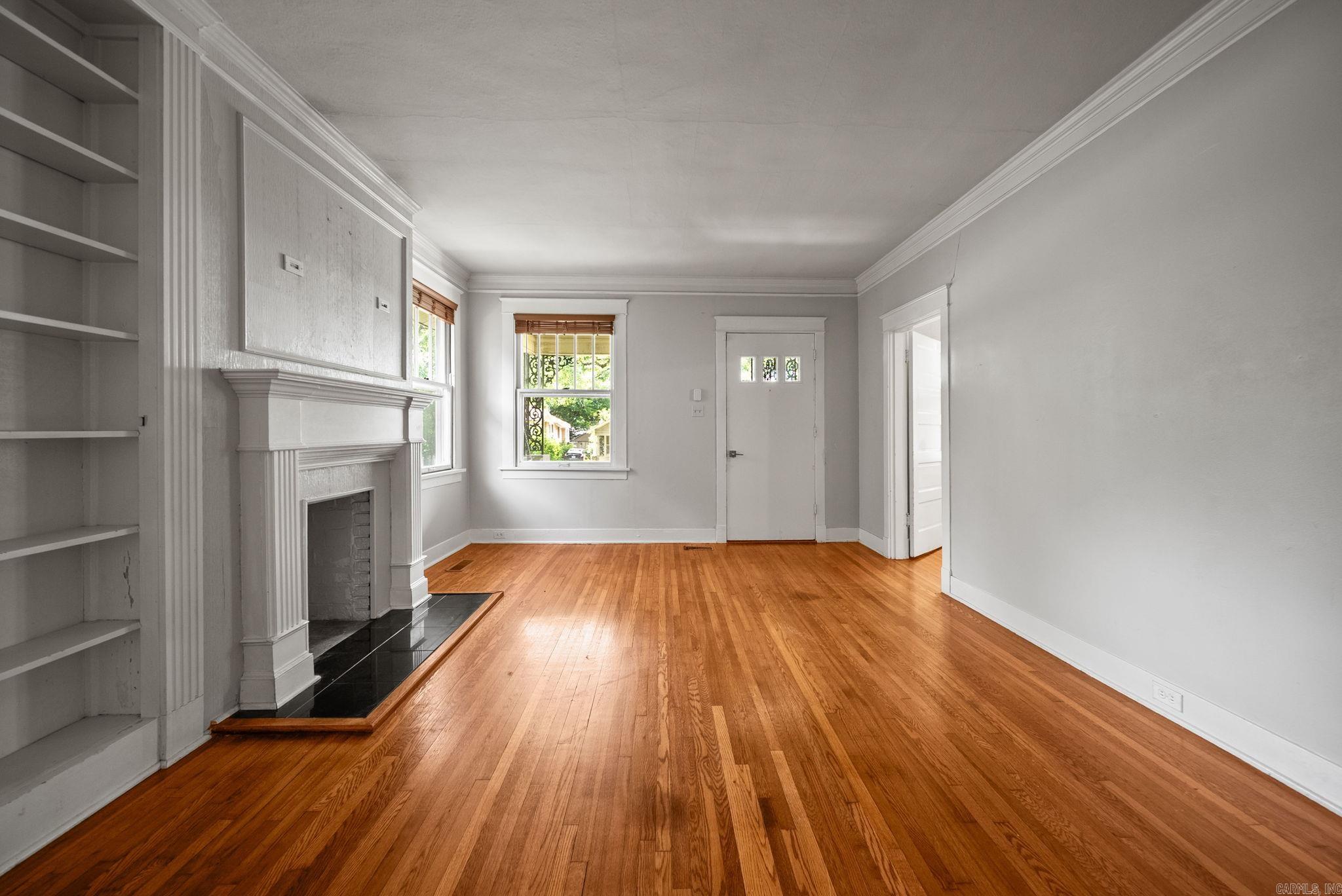 HILLCREST - Residential Lease