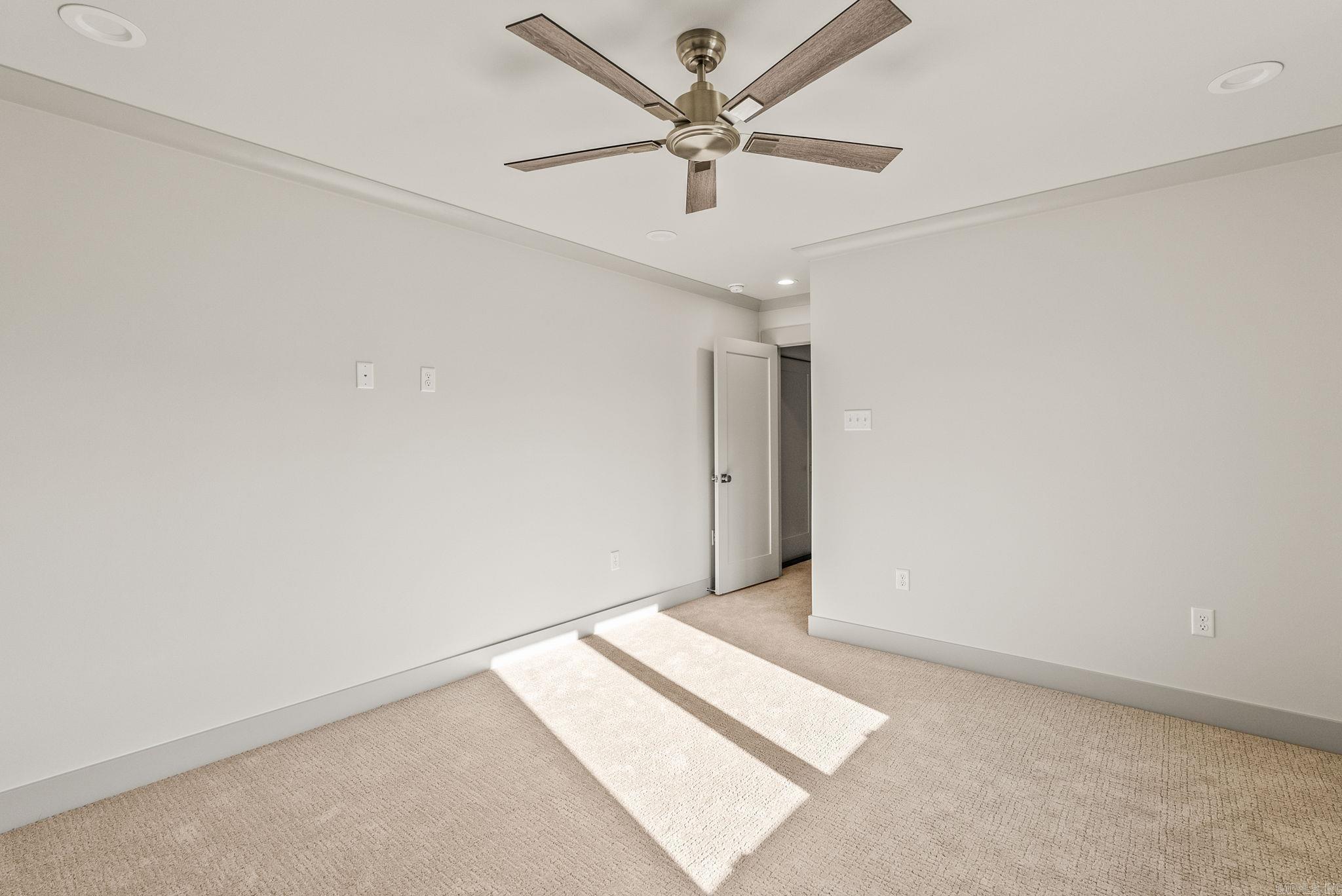 Lands End Estates - Residential