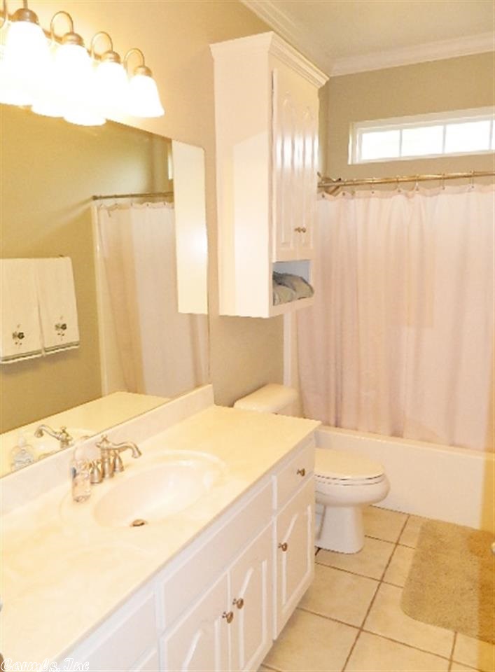 Royal Oaks - Residential