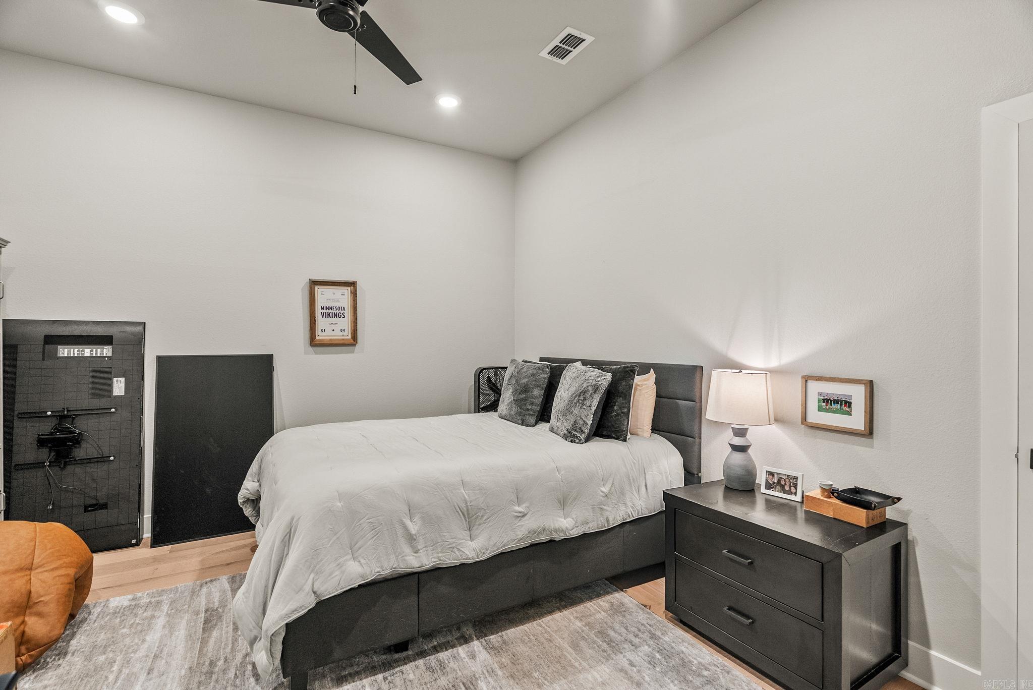 CAMMACK WOODS - Residential