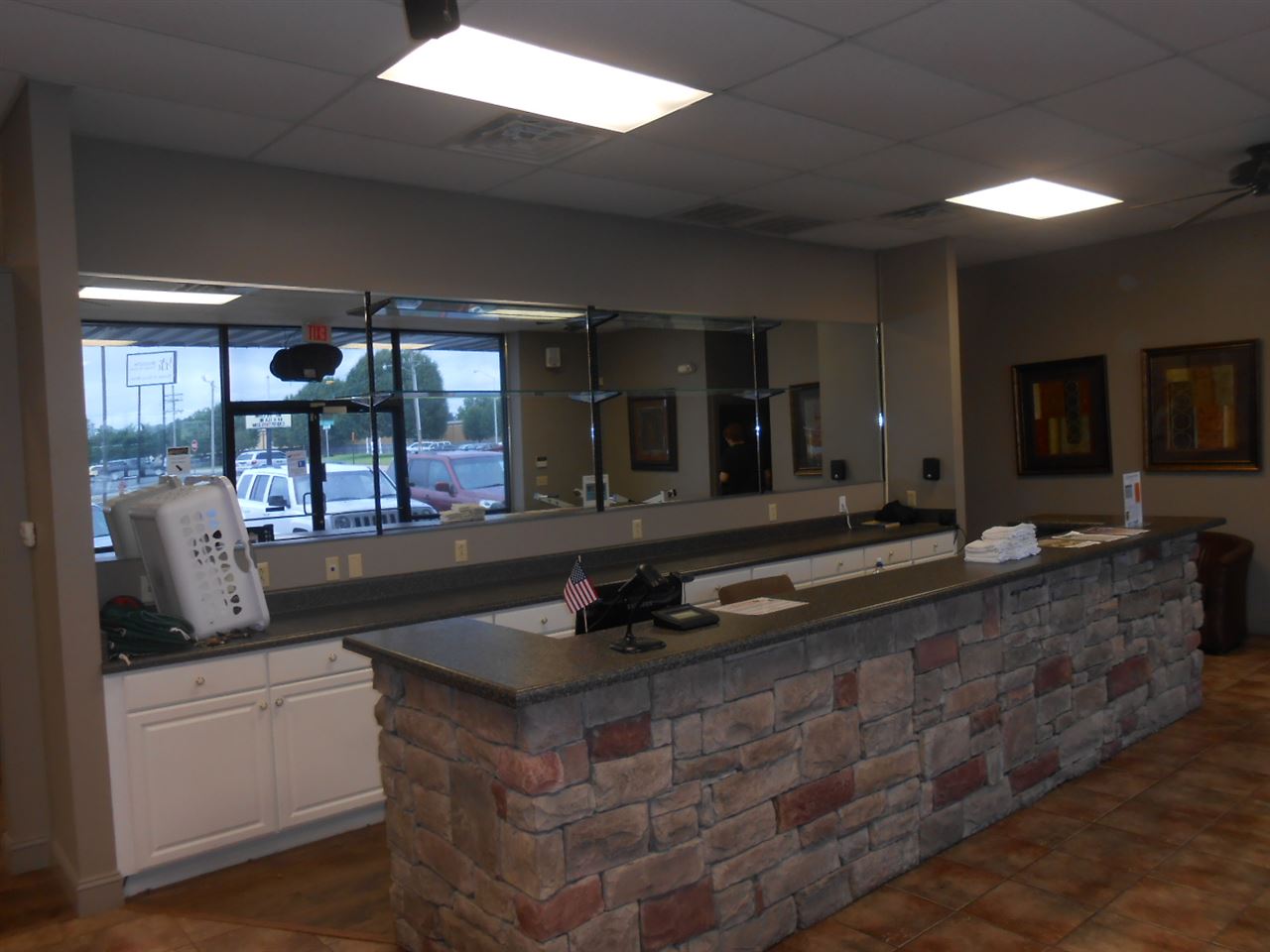 Fowler Caraway - Commercial Sale