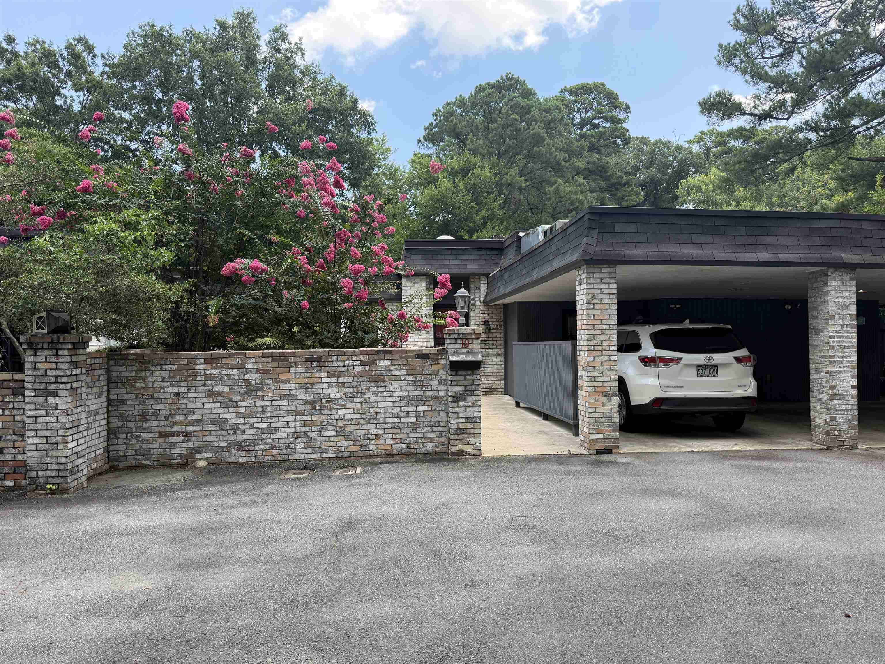 WESTRIDGE HORZ PROP REGIME - Residential