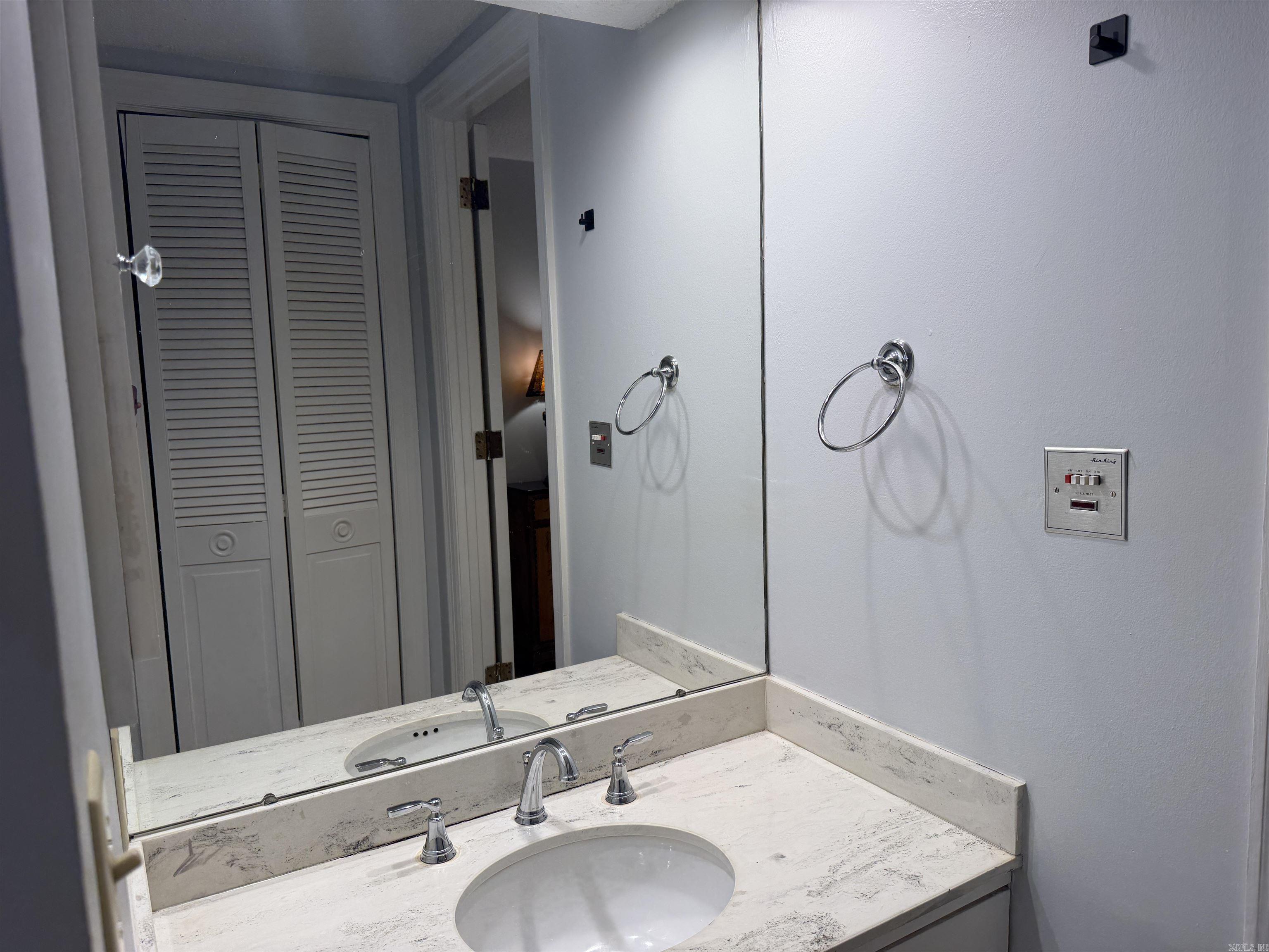 WESTRIDGE HORZ PROP REGIME - Residential