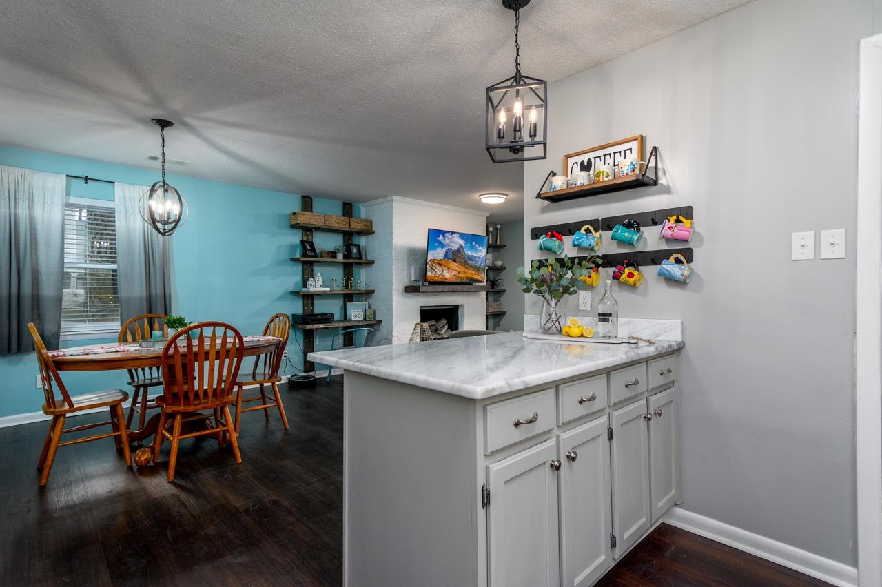KINGSPARK TO COOK MTN VIL - Residential