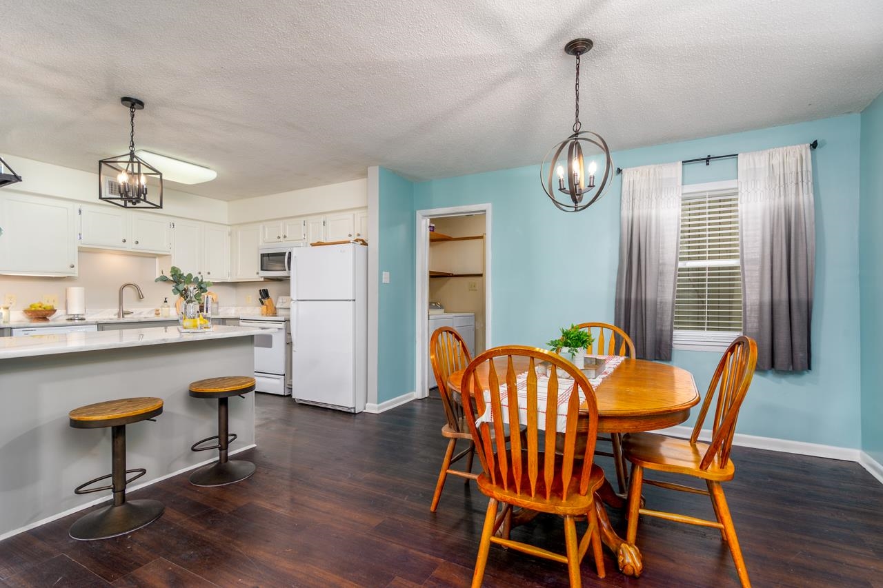 KINGSPARK TO COOK MTN VIL - Residential