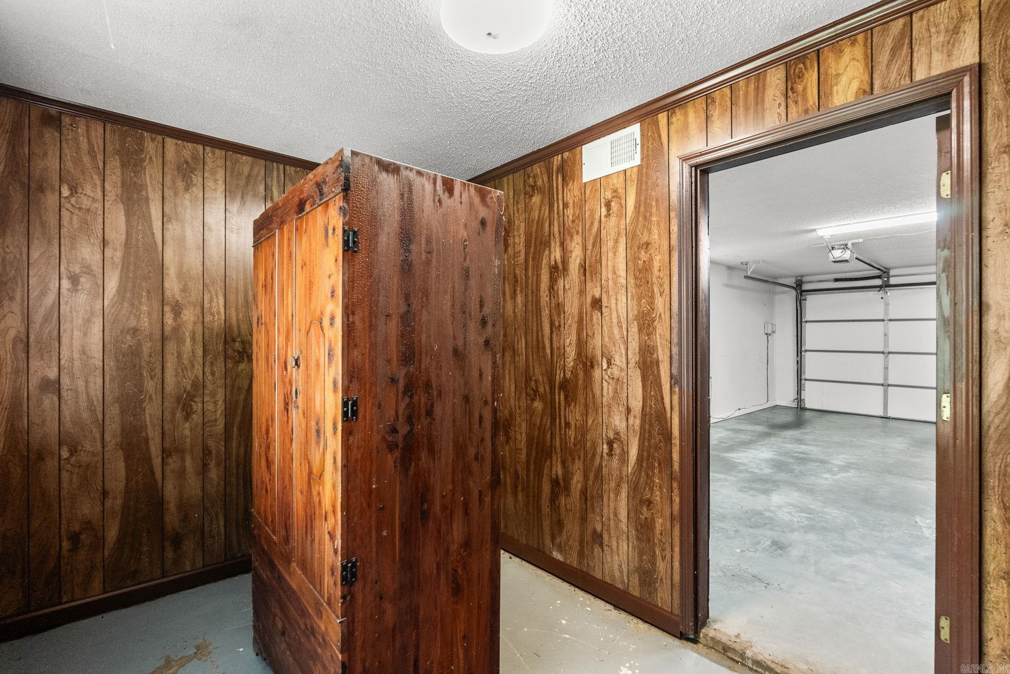 Pleasant Tree 1st - Residential