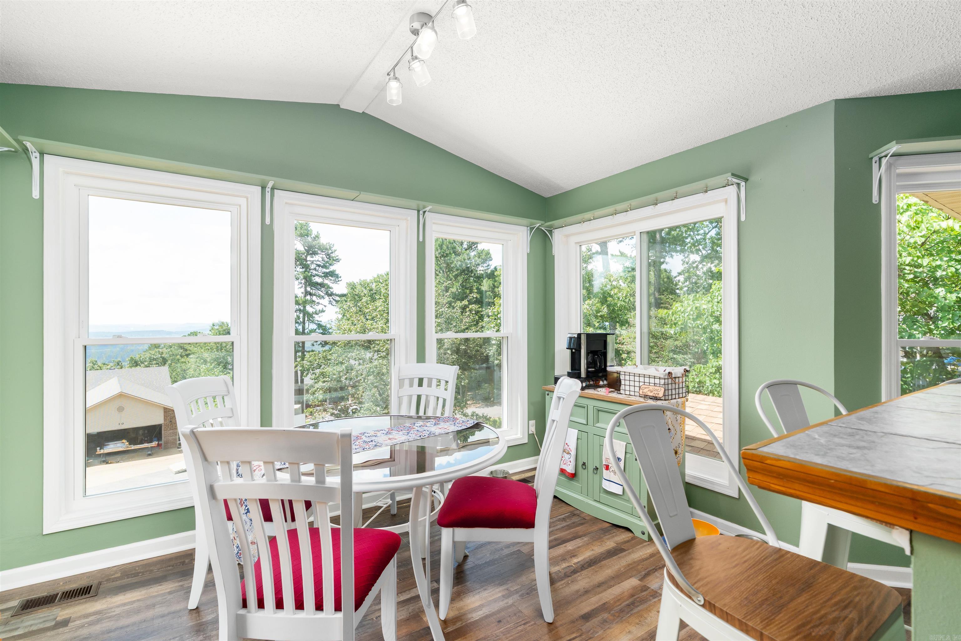 Peral - Residential