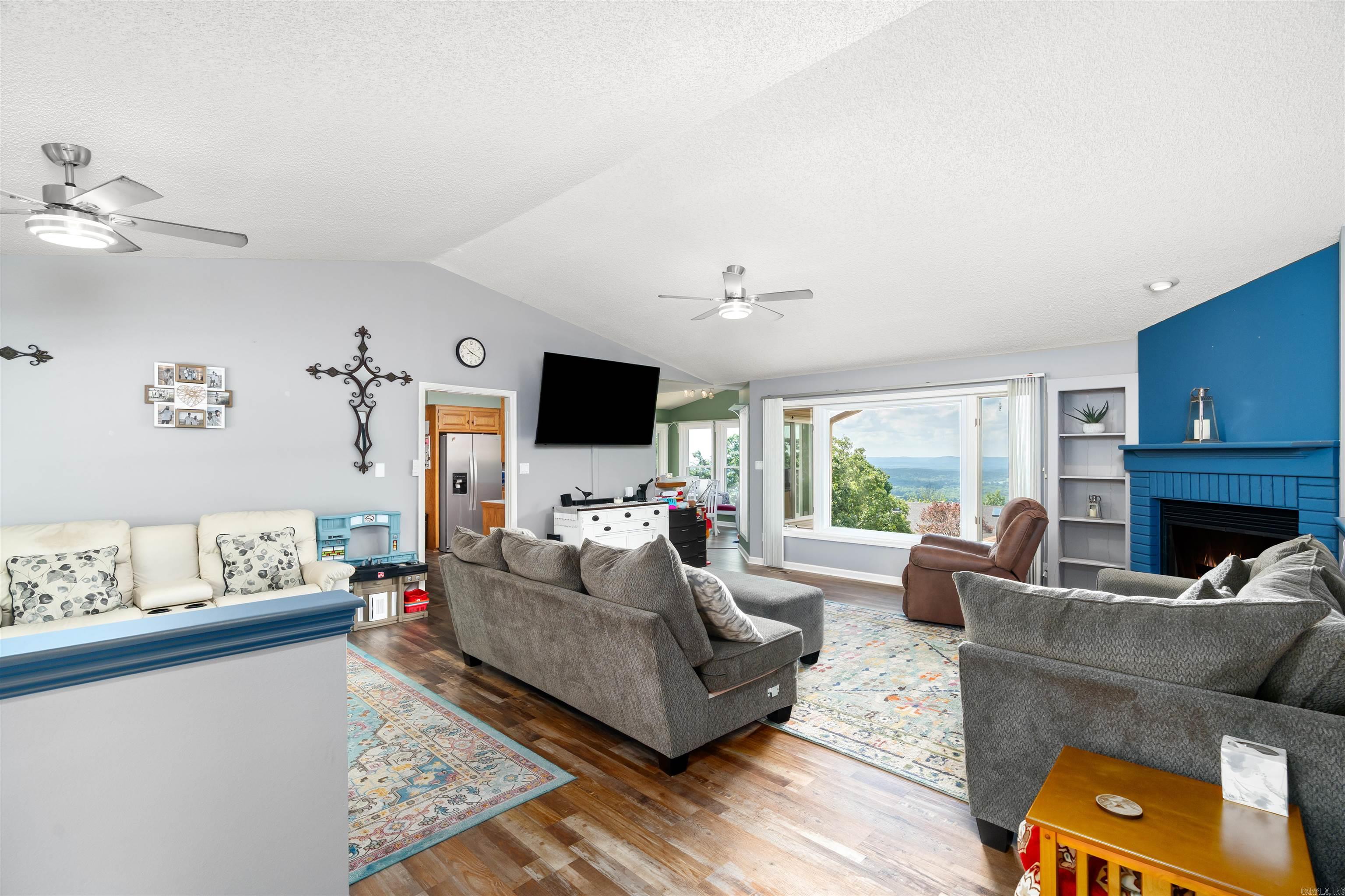 Peral - Residential
