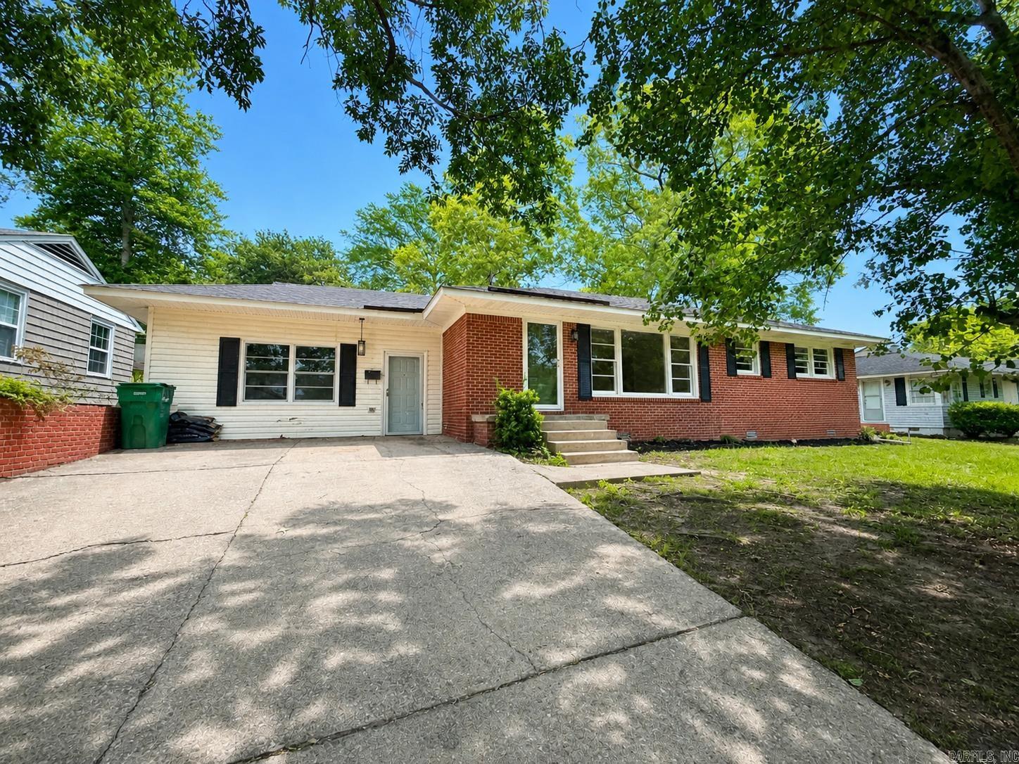 Beautifully remodeled 4-bedroom, 2-bath home featuring a desirable split floorplan and modern updates throughout. This move-in ready property offers fresh finishes, updated flooring, and a bright, open feel that’s perfect for both everyday living and entertaining.  The spacious layout provides privacy with a split-bedroom design, while the main living areas flow seamlessly. The kitchen has been refreshed with updated cabinetry, countertops, and fixtures, creating a clean and functional space.  Major upgrades include a new architectural roof, giving peace of mind for years to come. Both bathrooms have been updated, and every room reflects the home’s fresh, modern renovation.  Don’t miss your opportunity to own this fully updated, move-in ready home!