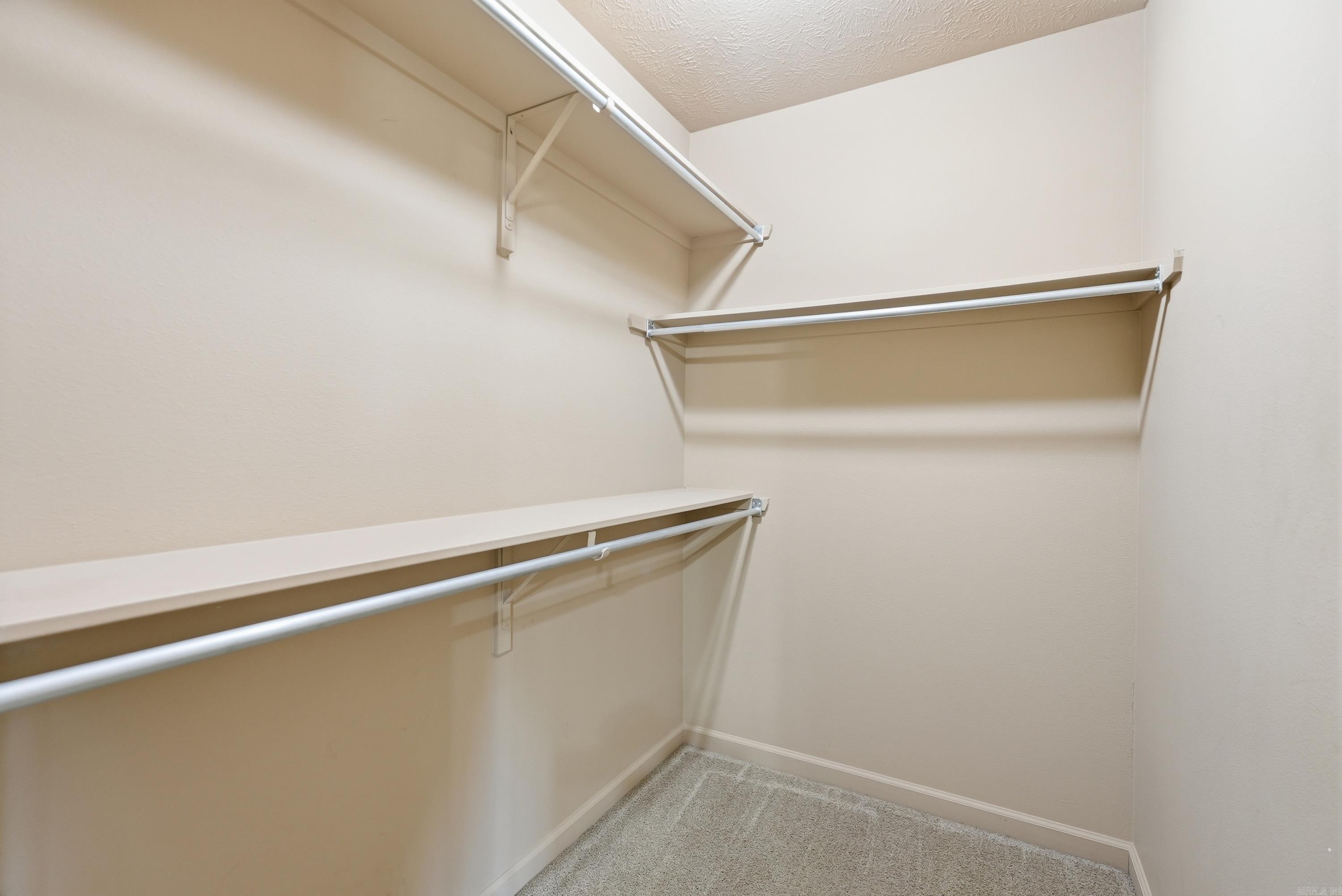 BROWNSTONE - Residential