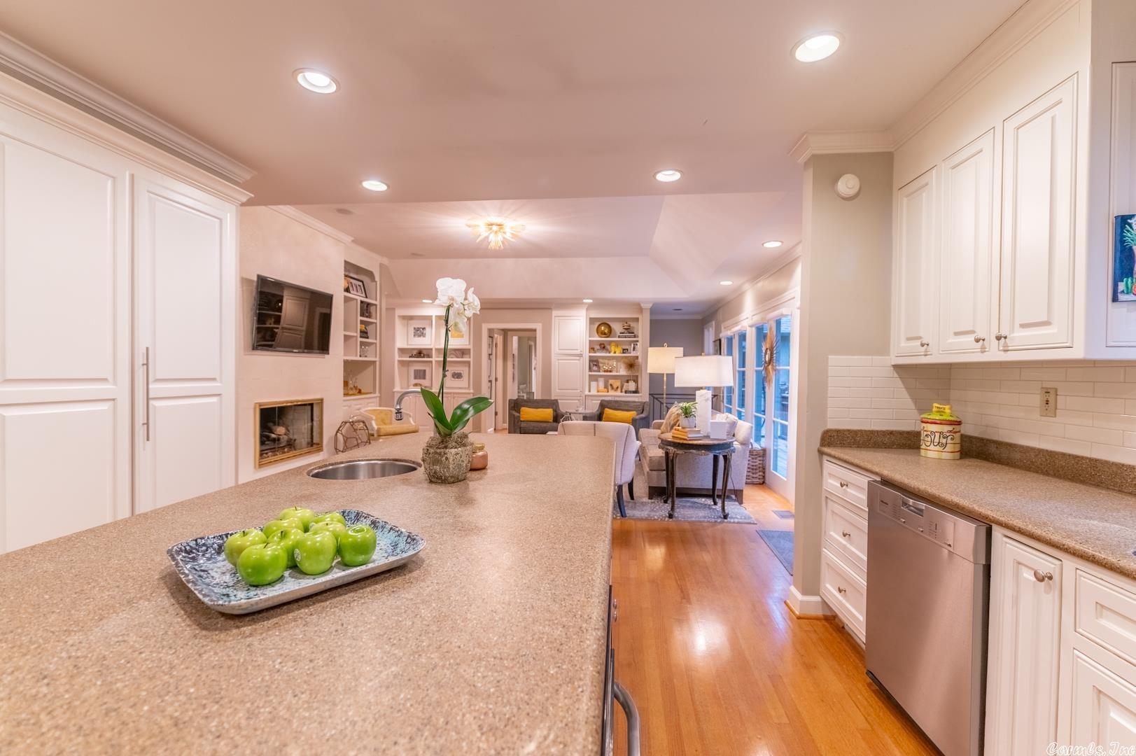 RANCH HILL - Residential