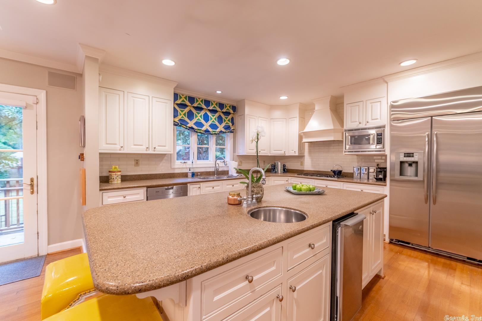 RANCH HILL - Residential