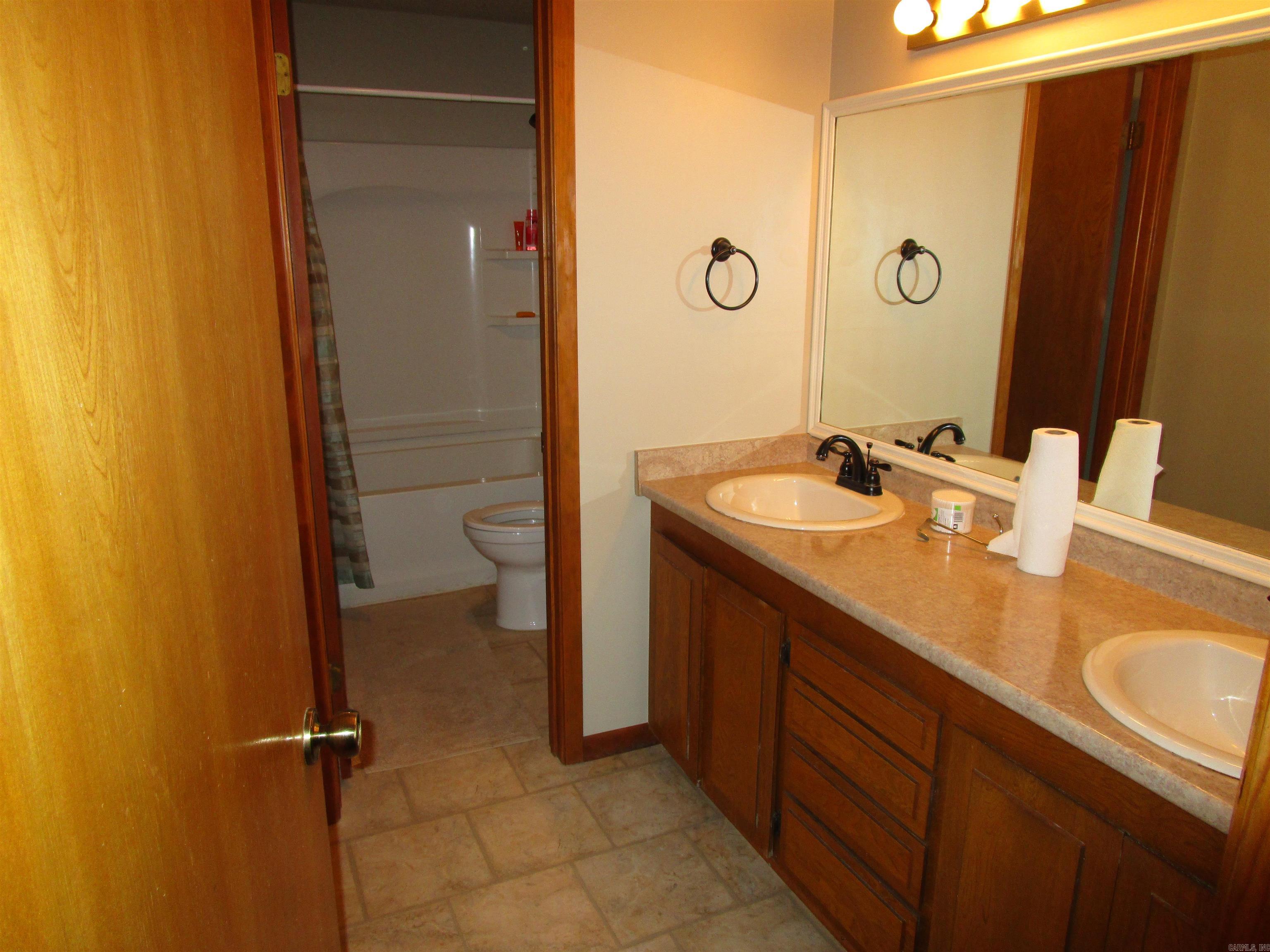 Crest View - Residential