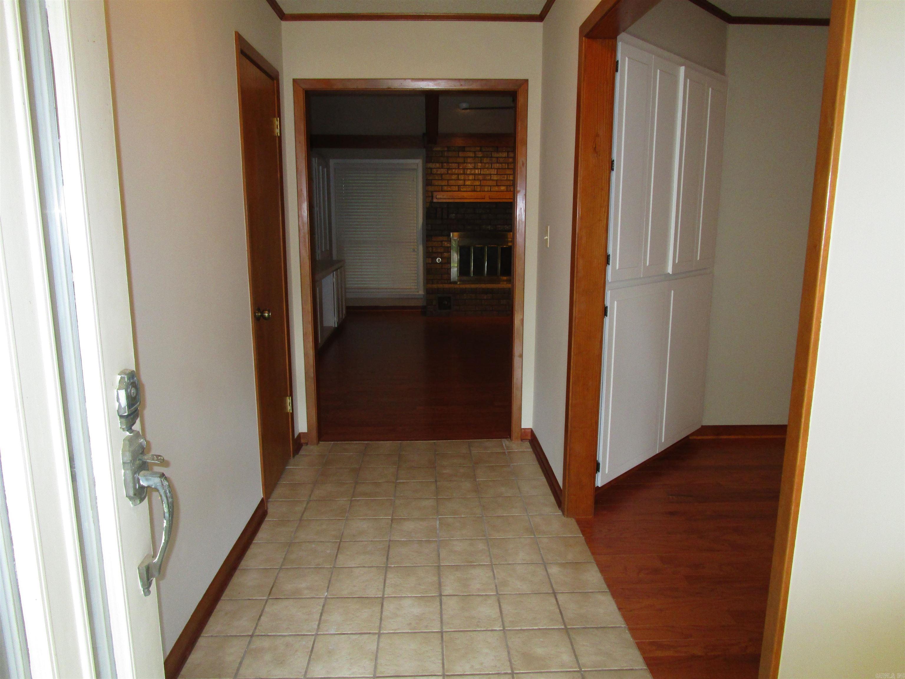 Crest View - Residential