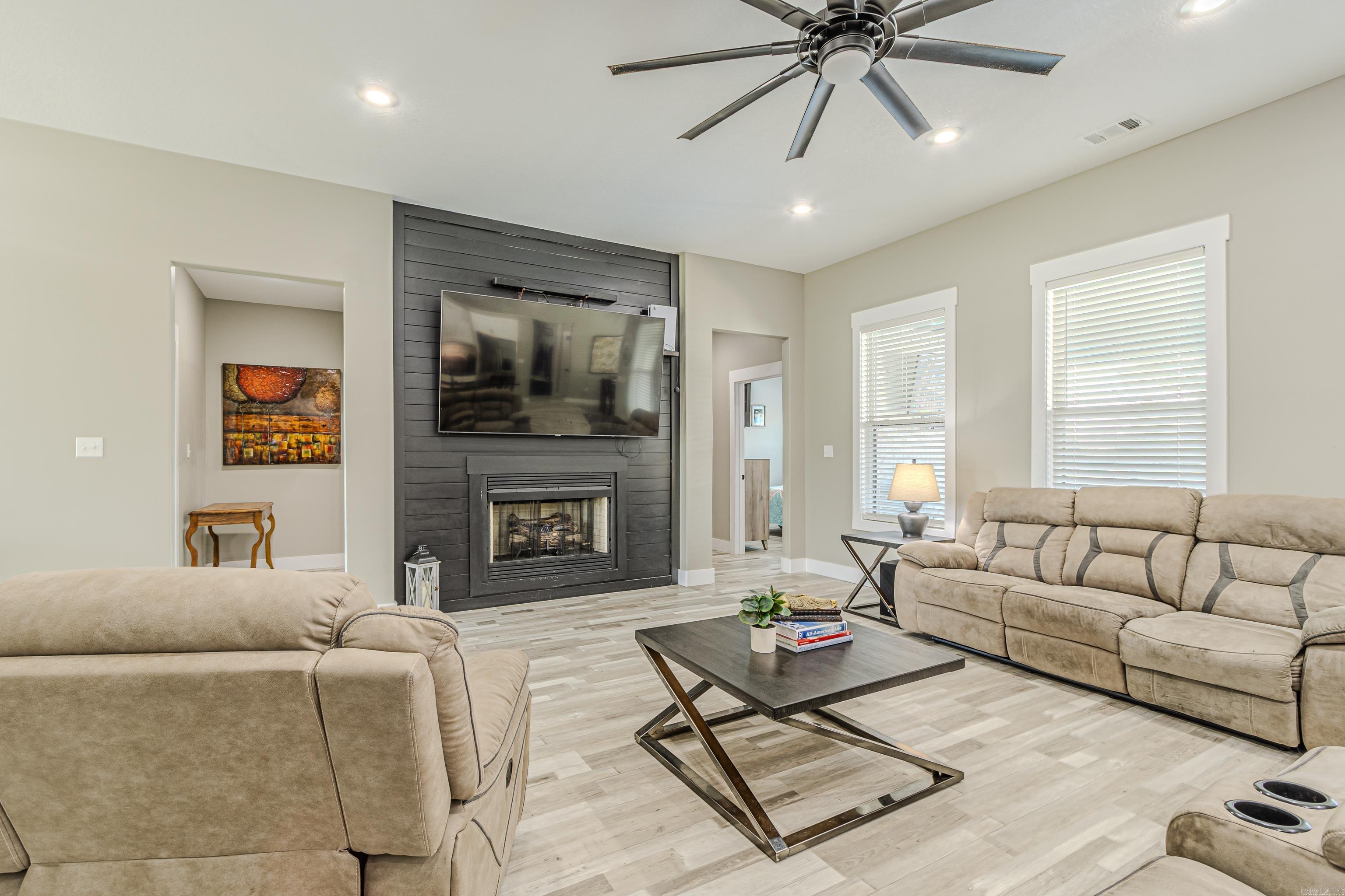 SILO RIDGE ESTATES - Residential