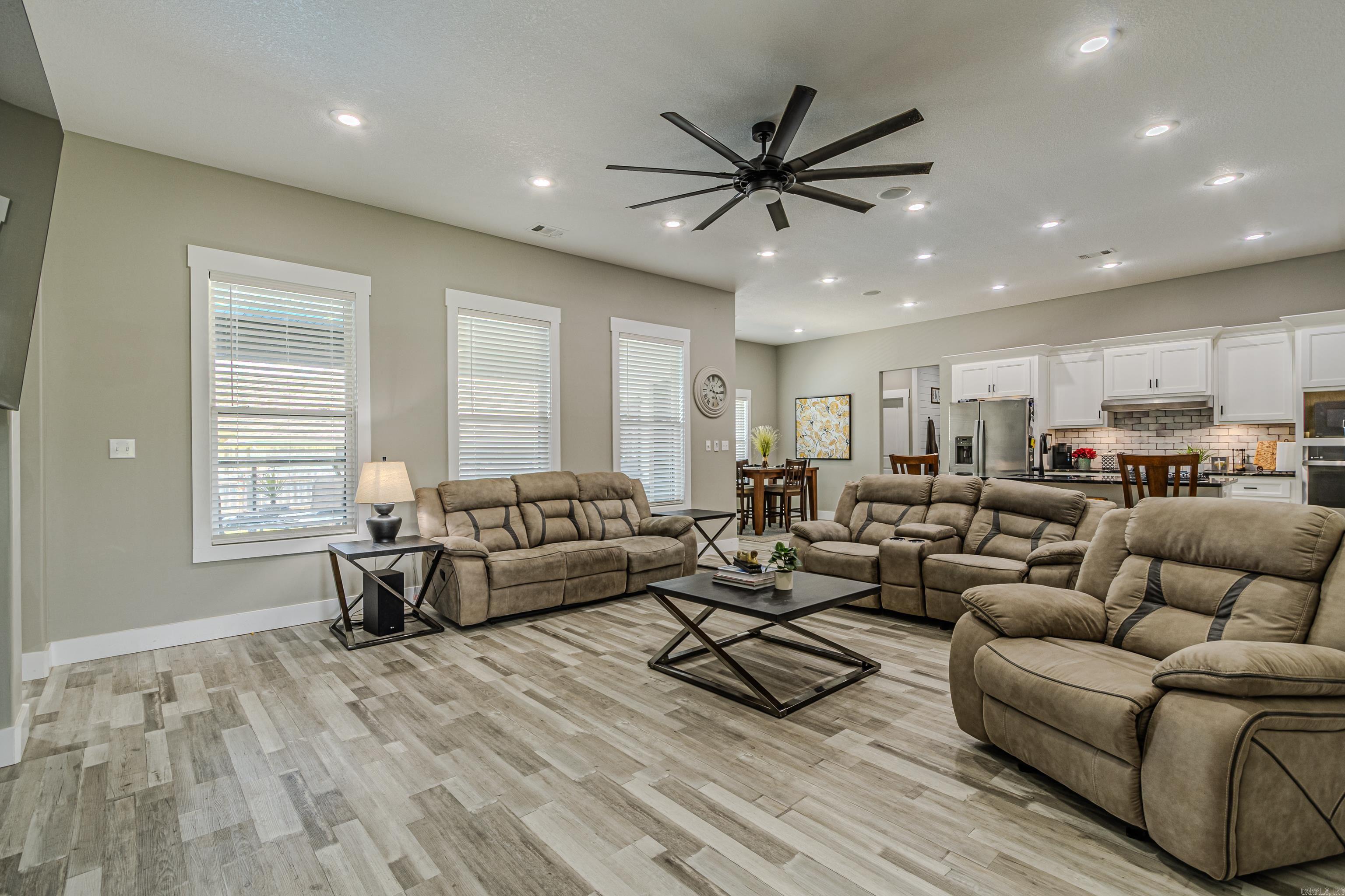 SILO RIDGE ESTATES - Residential