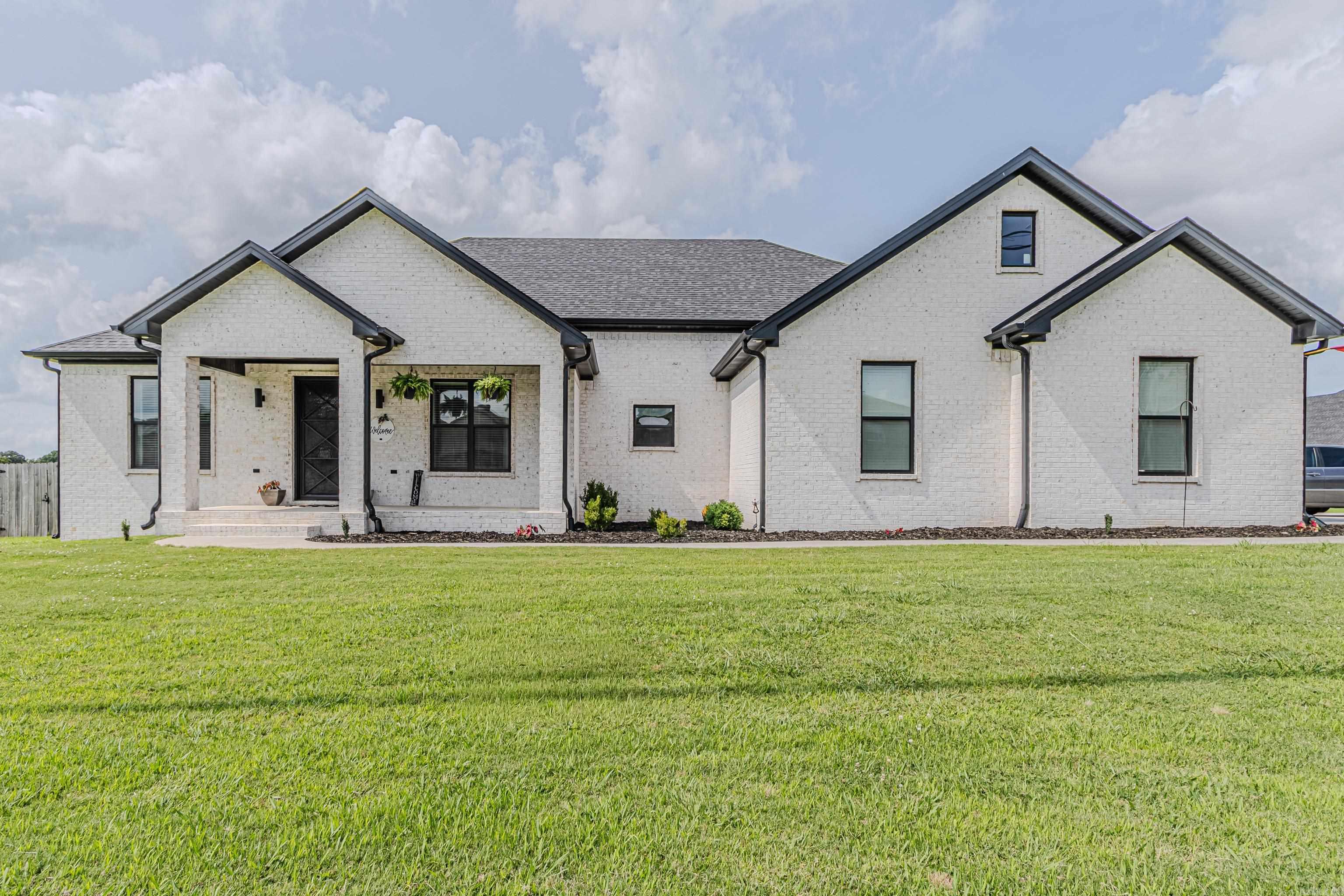 SILO RIDGE ESTATES - Residential