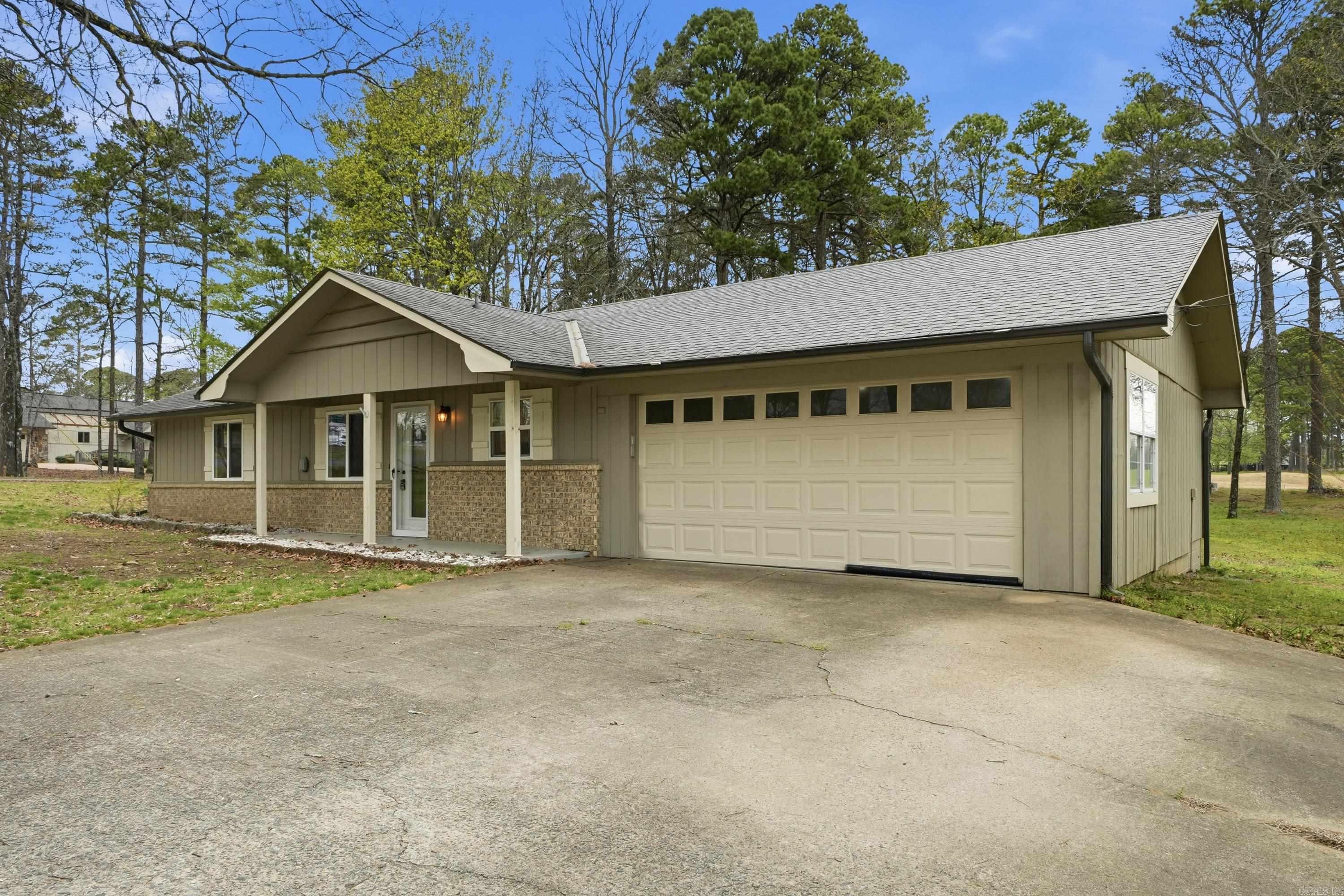 INDIAN HILLS - Residential