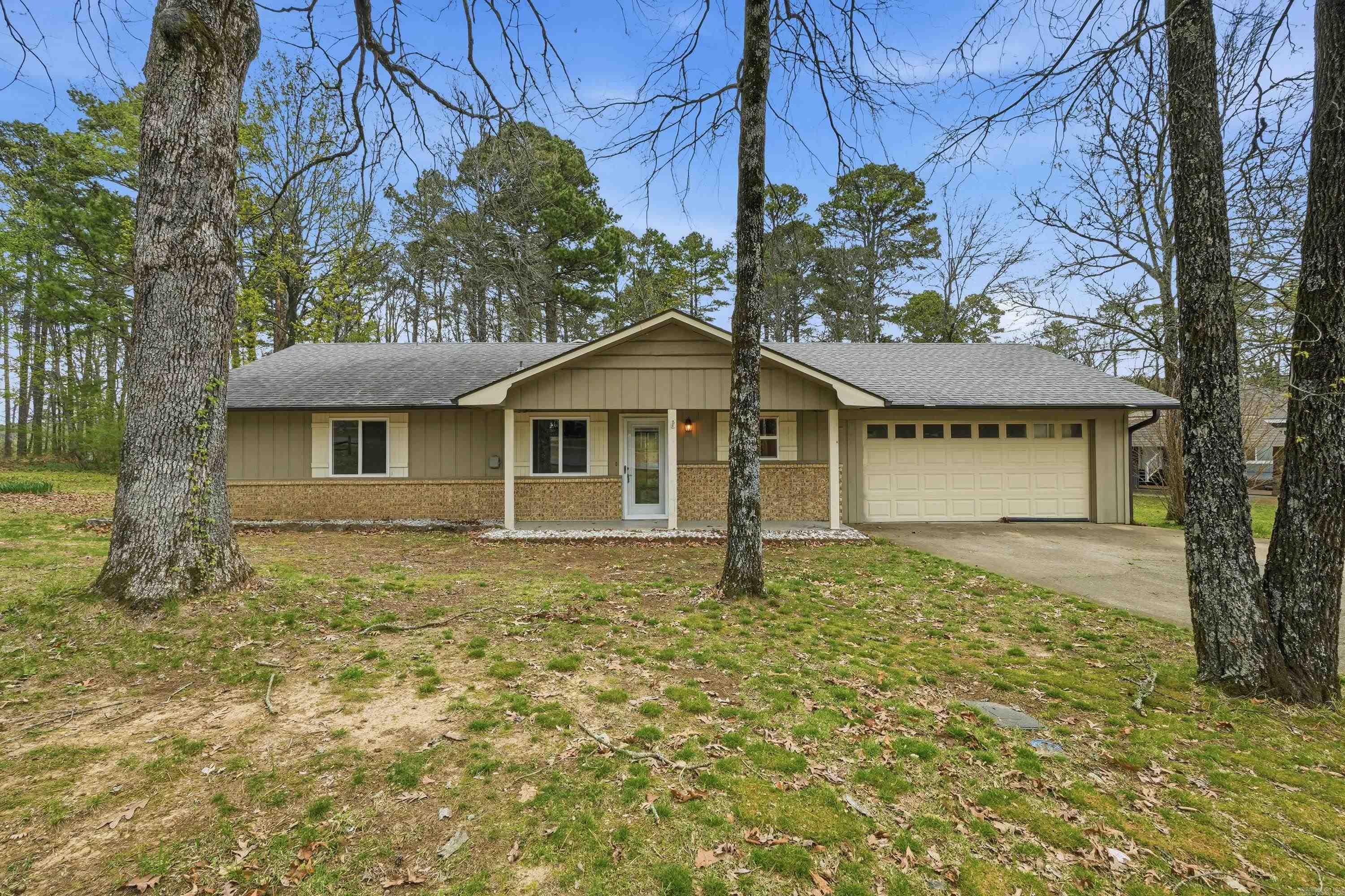 INDIAN HILLS - Residential