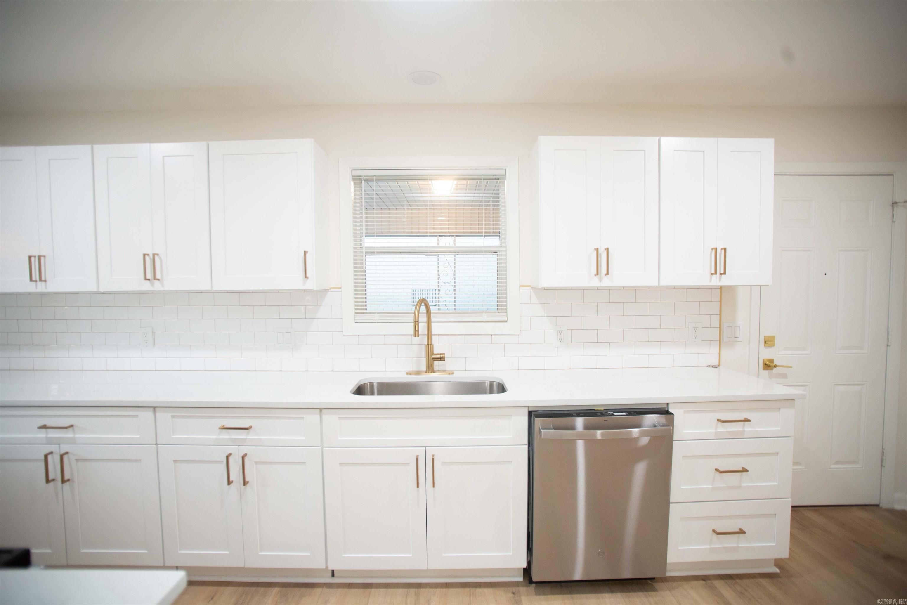 INTERURBAN HGTS - Residential