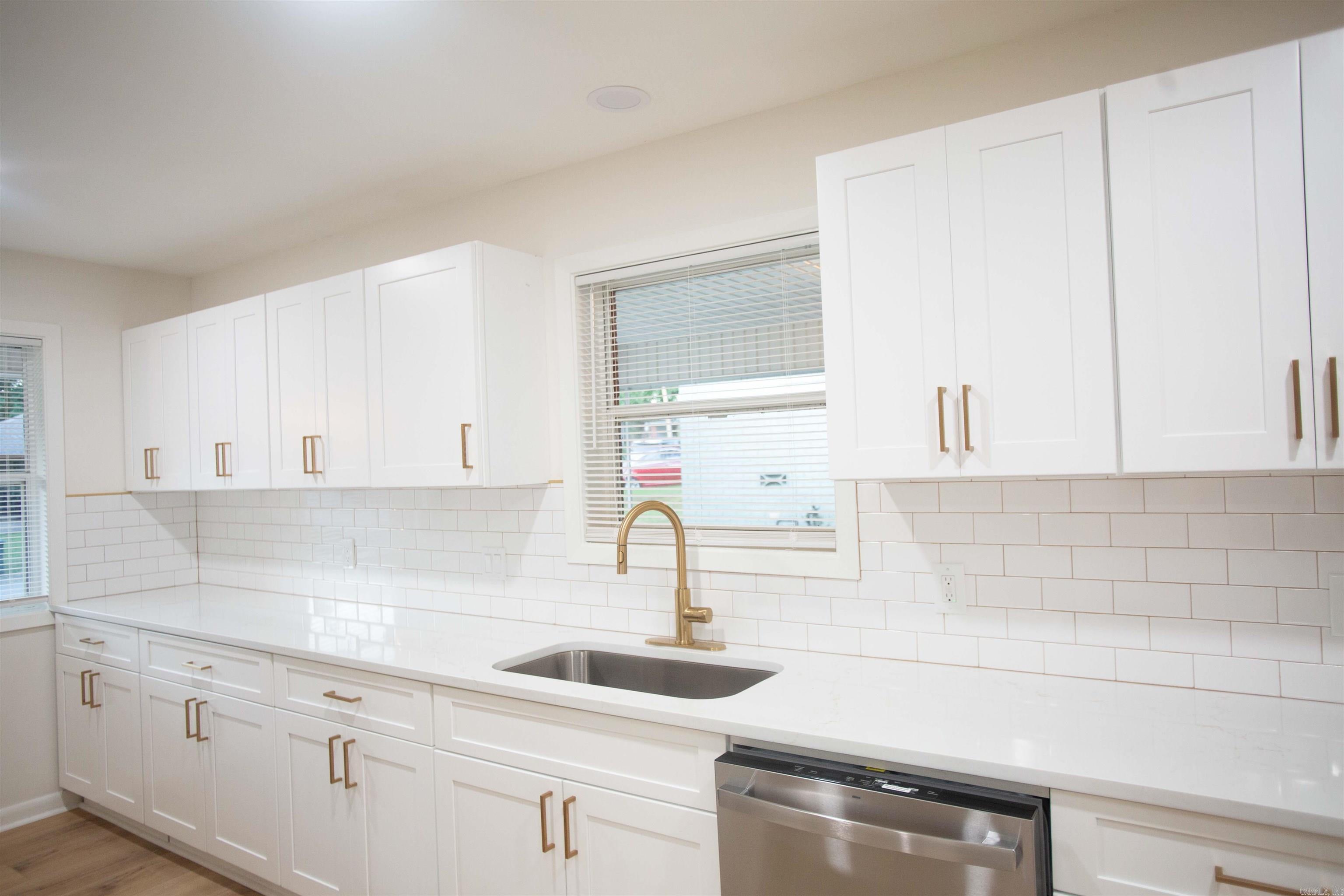 INTERURBAN HGTS - Residential