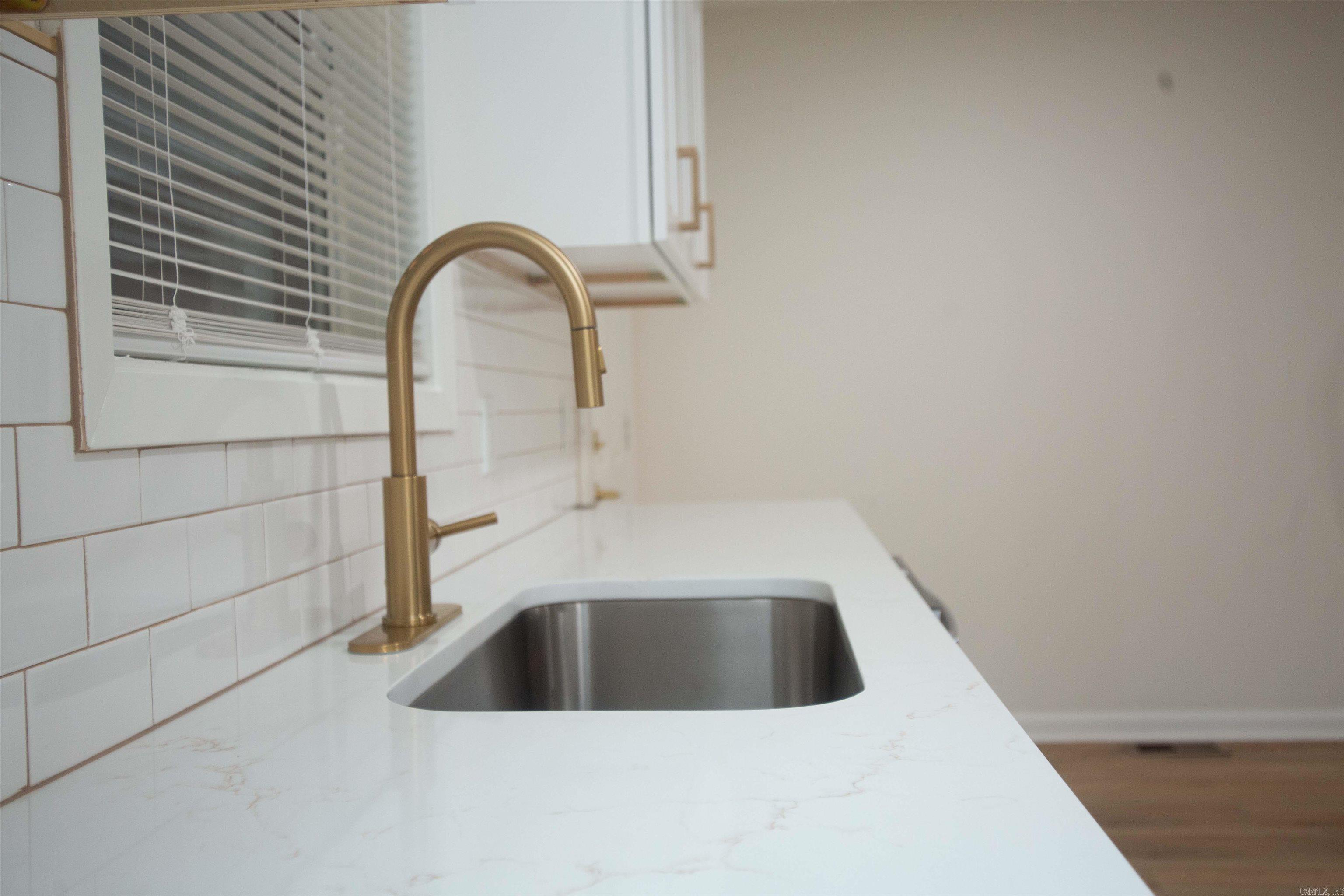 INTERURBAN HGTS - Residential