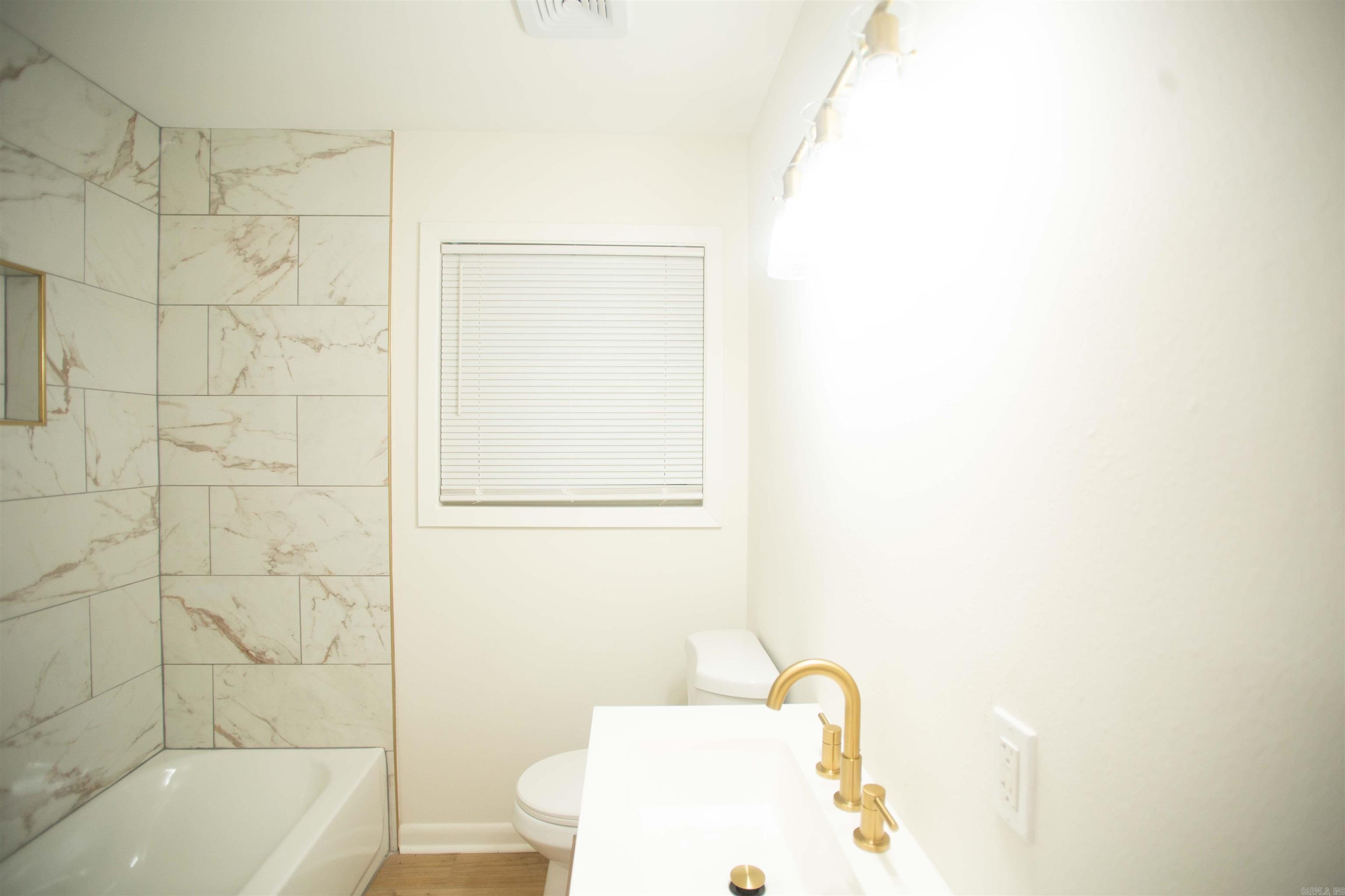 INTERURBAN HGTS - Residential