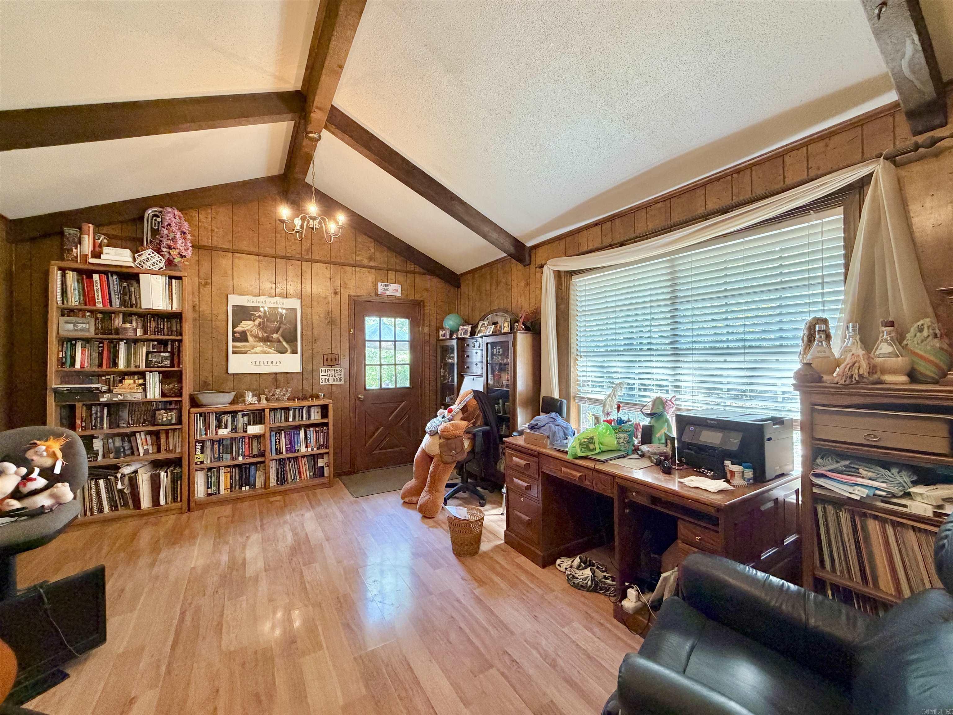 INDIAN HILLS - Residential