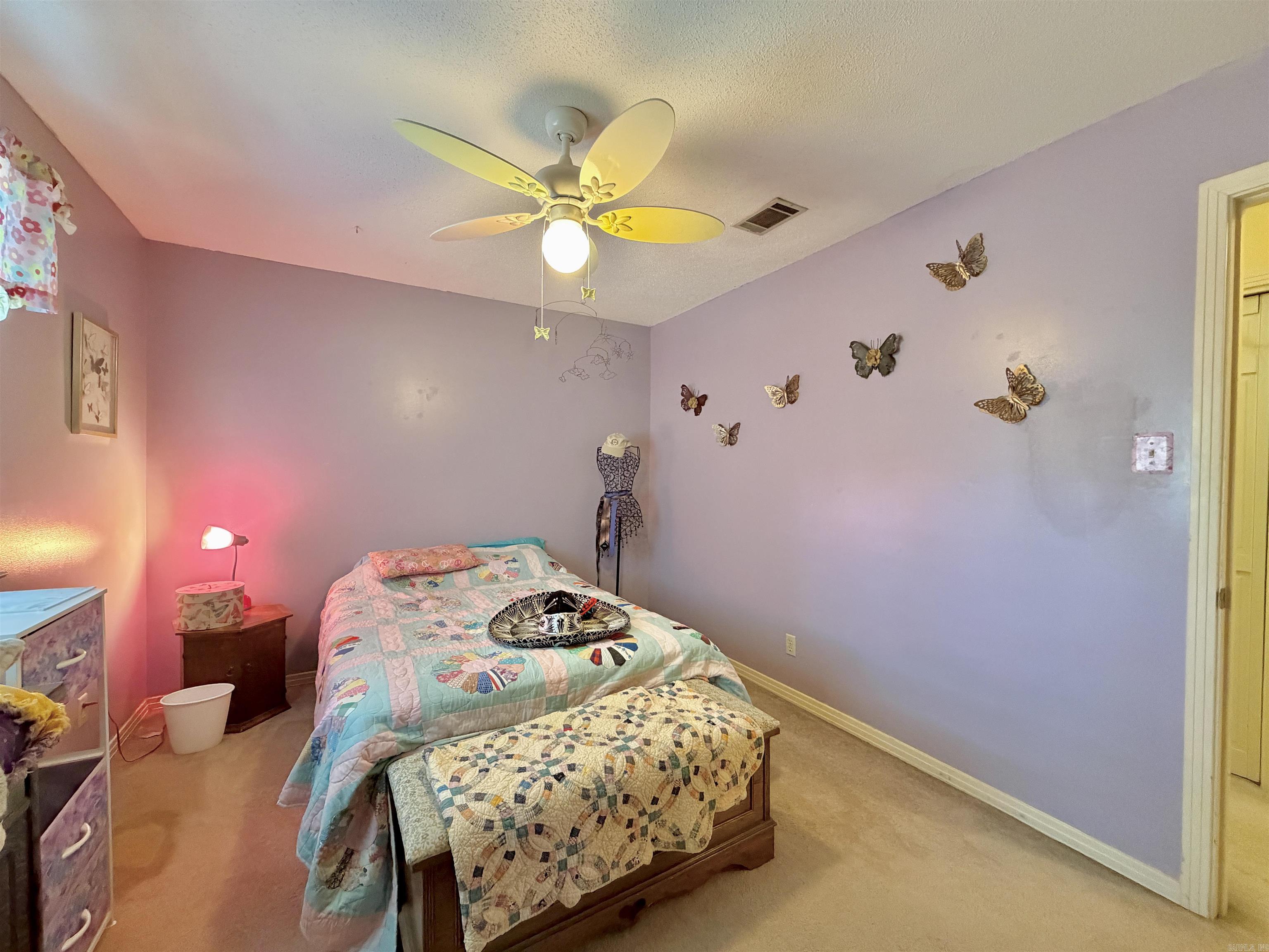 INDIAN HILLS - Residential