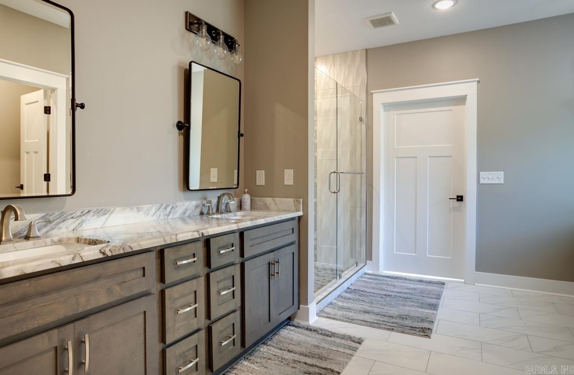 SIERRA RIDGE - Residential