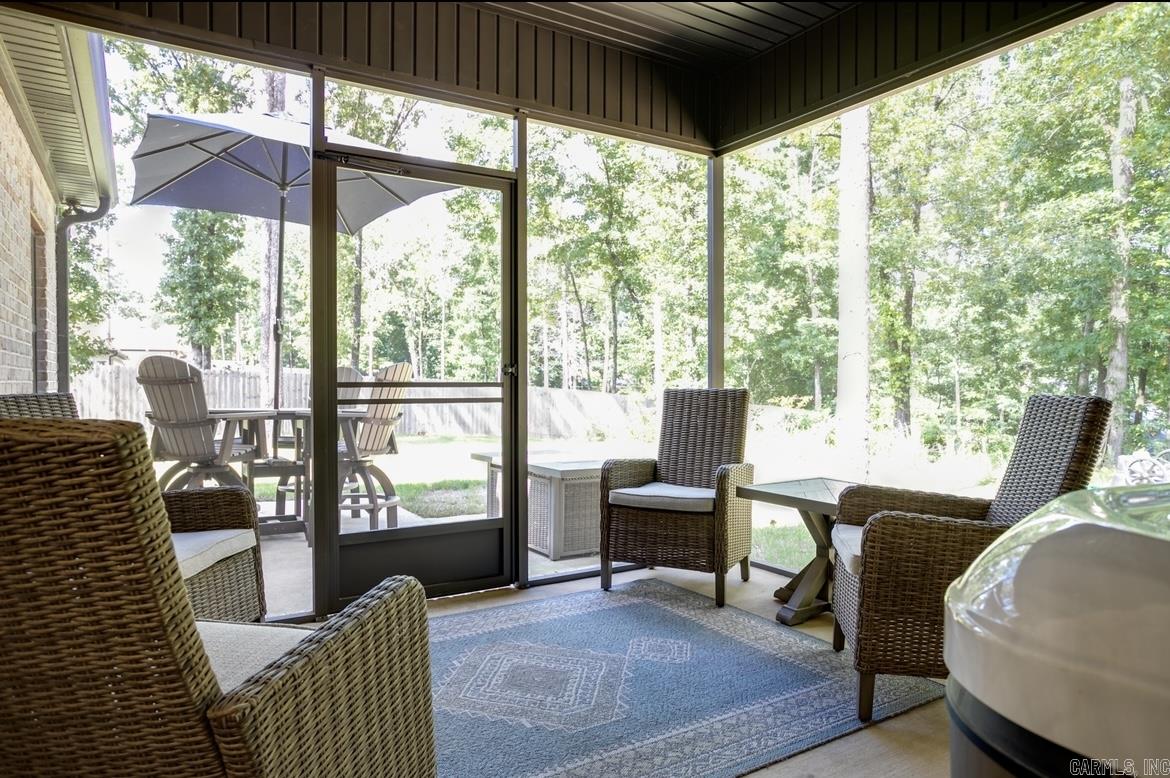 SIERRA RIDGE - Residential