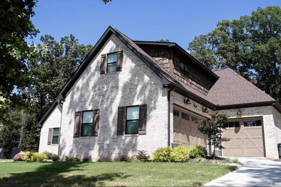 SIERRA RIDGE - Residential
