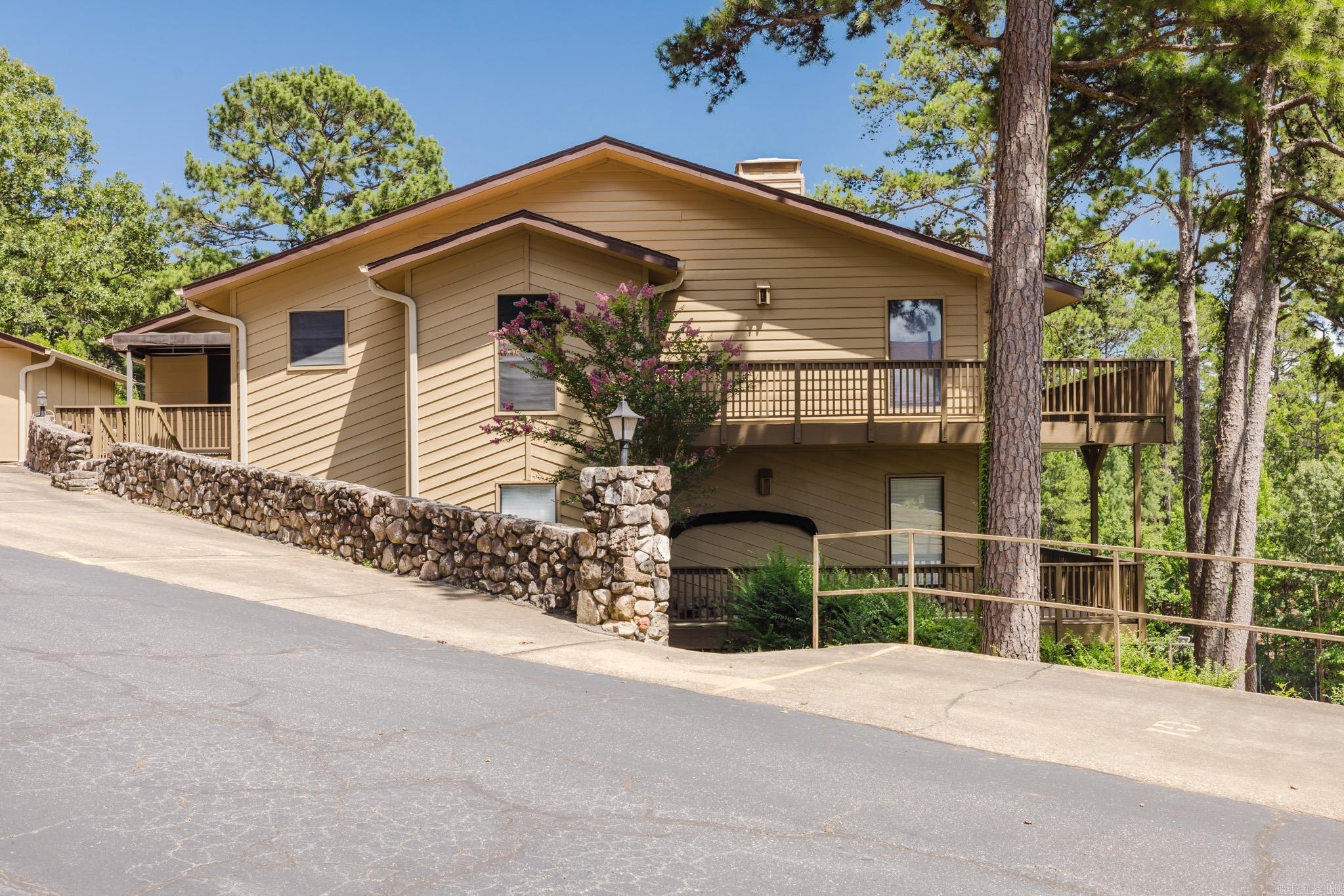 CEDAR CREST HPR - Residential