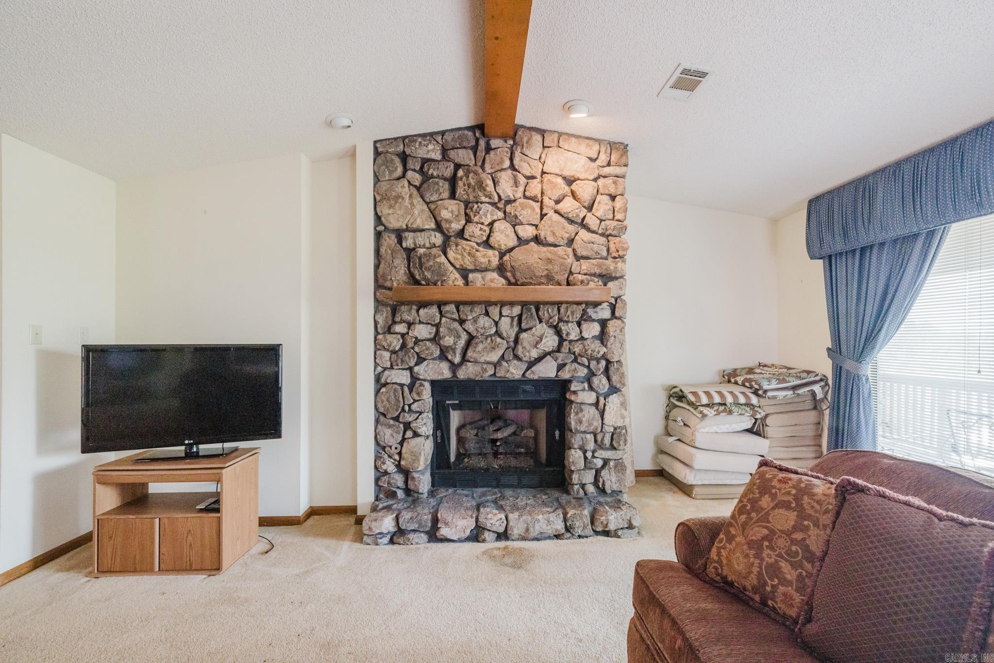 CEDAR CREST HPR - Residential