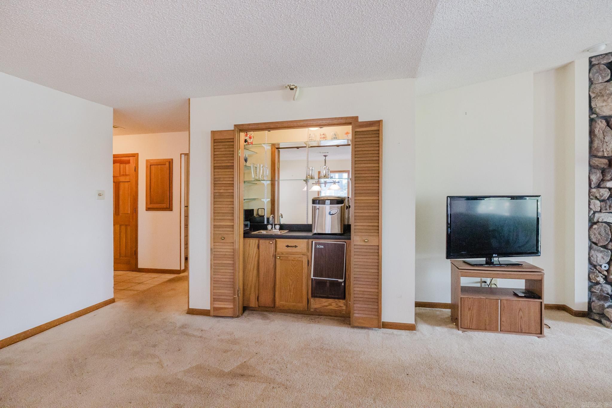 CEDAR CREST HPR - Residential