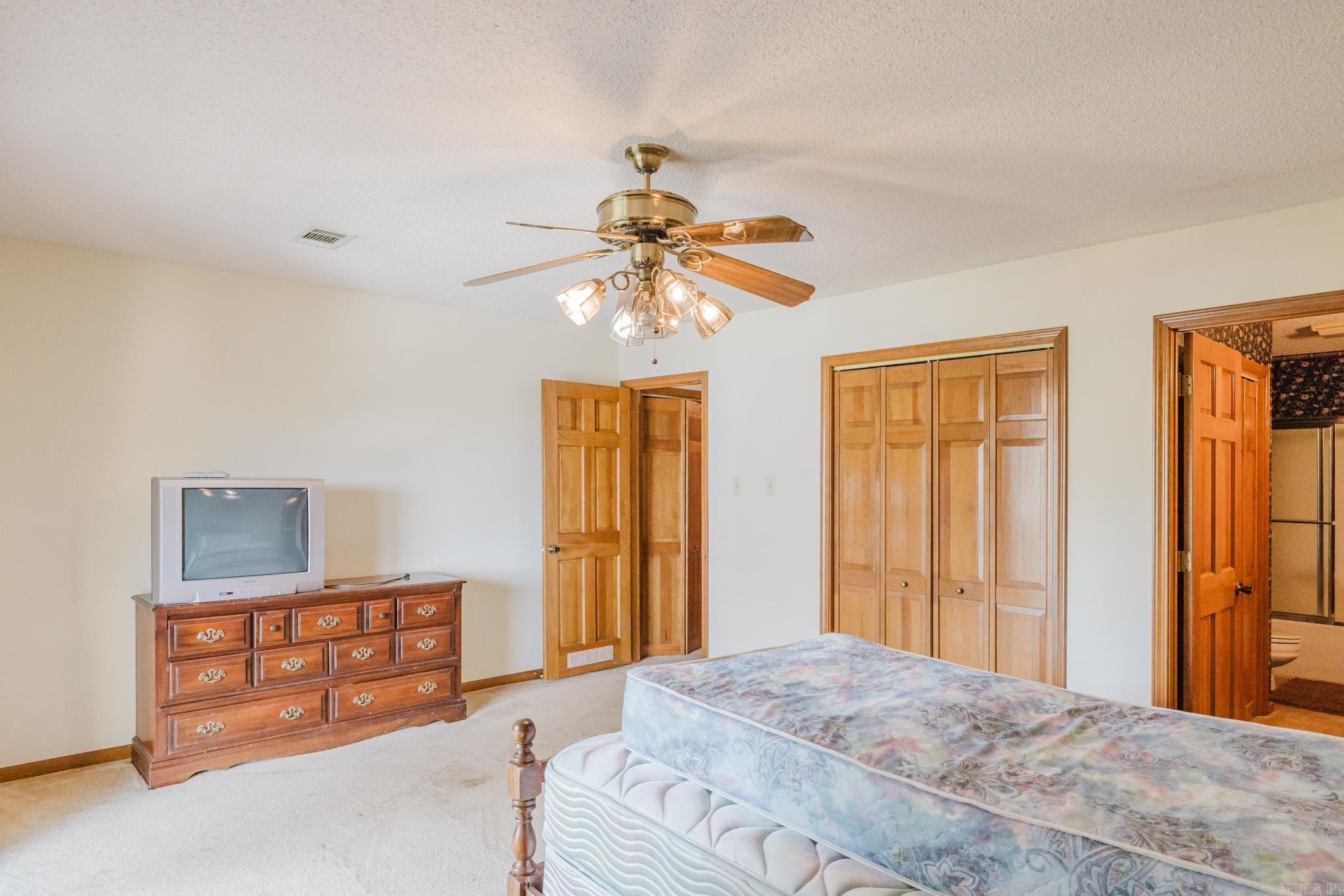 CEDAR CREST HPR - Residential