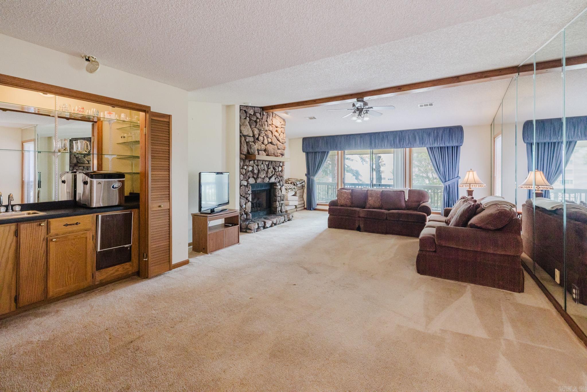 CEDAR CREST HPR - Residential