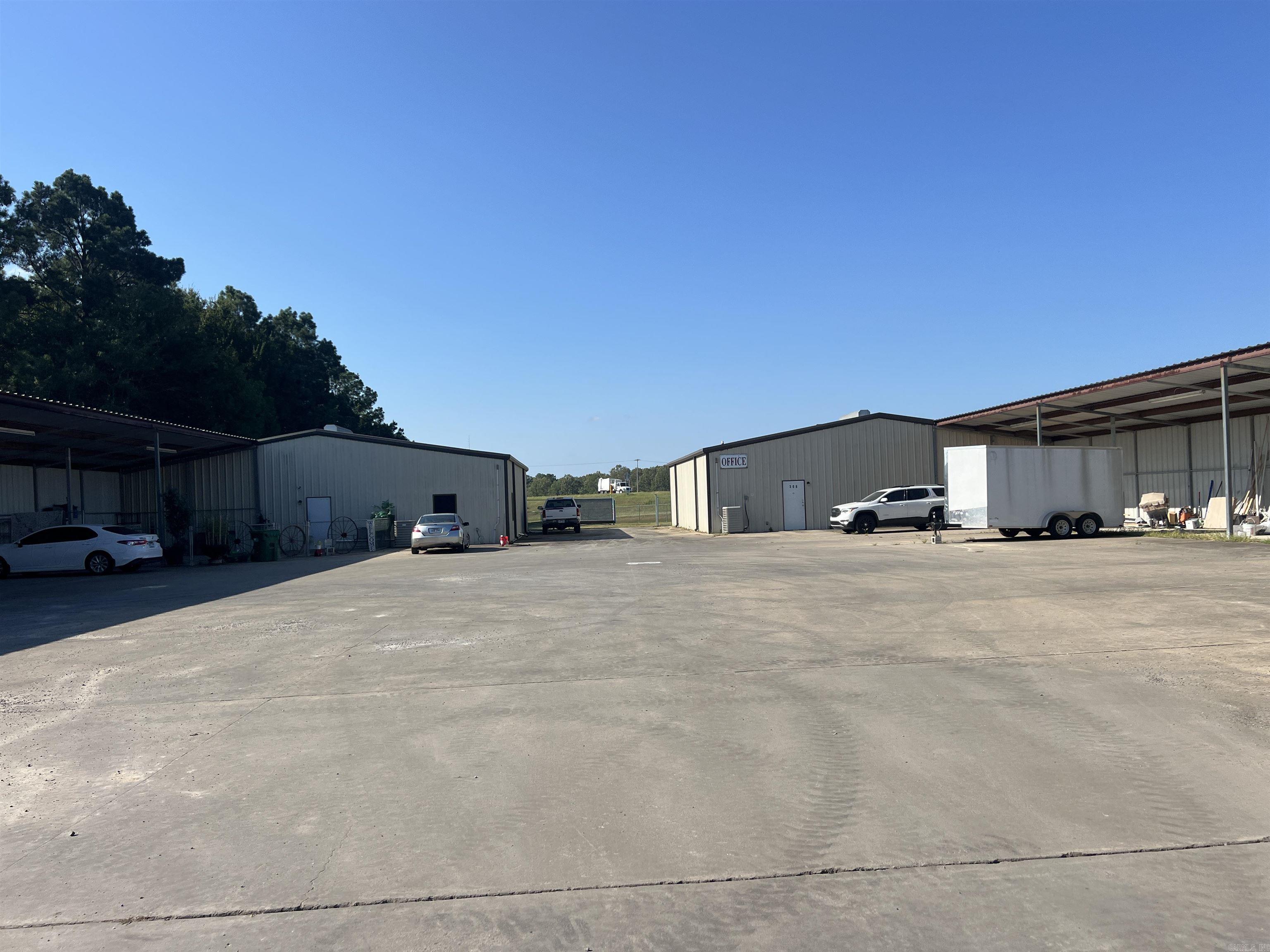 Metes & Bounds - Commercial Sale