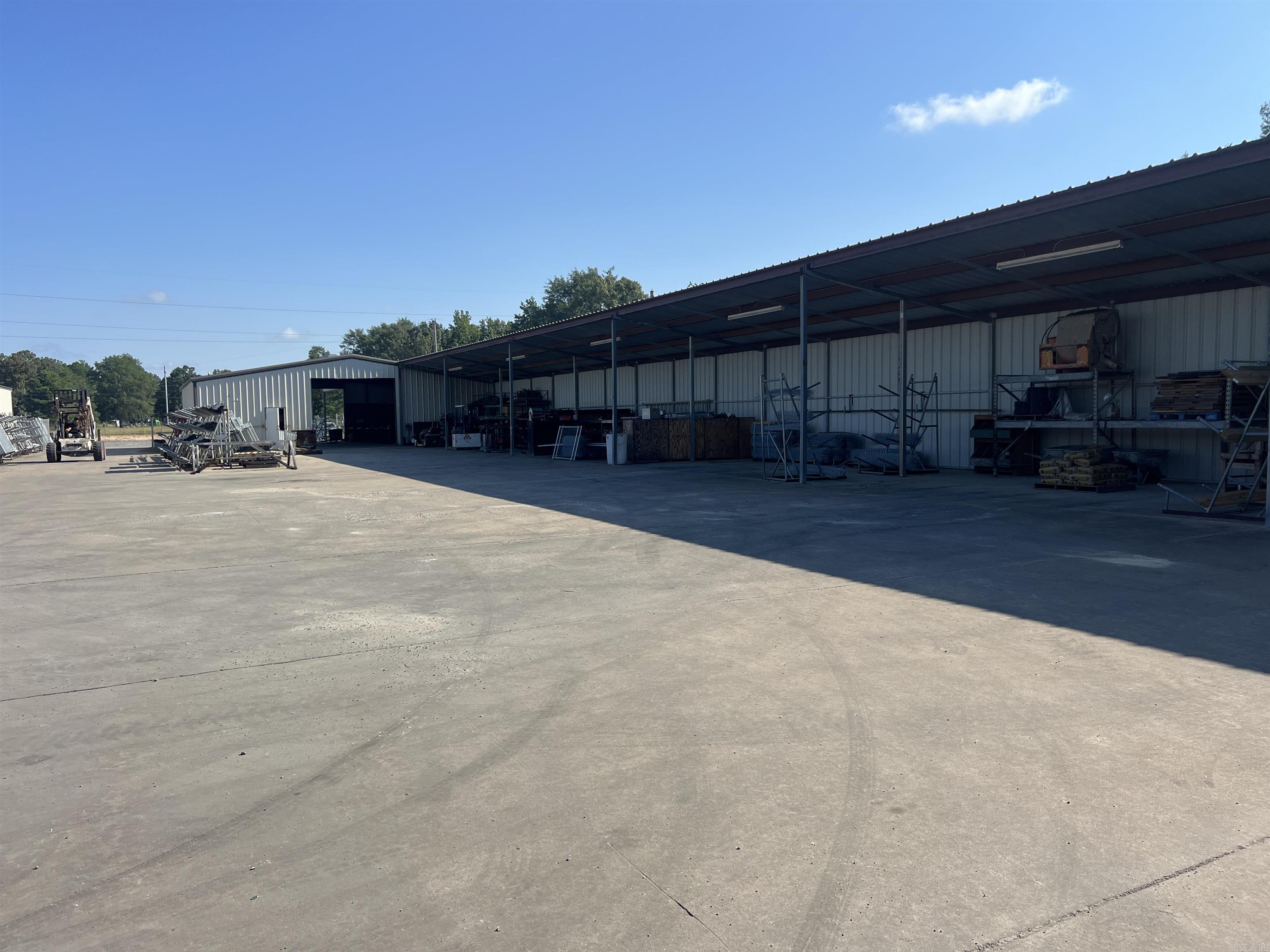 Metes & Bounds - Commercial Sale